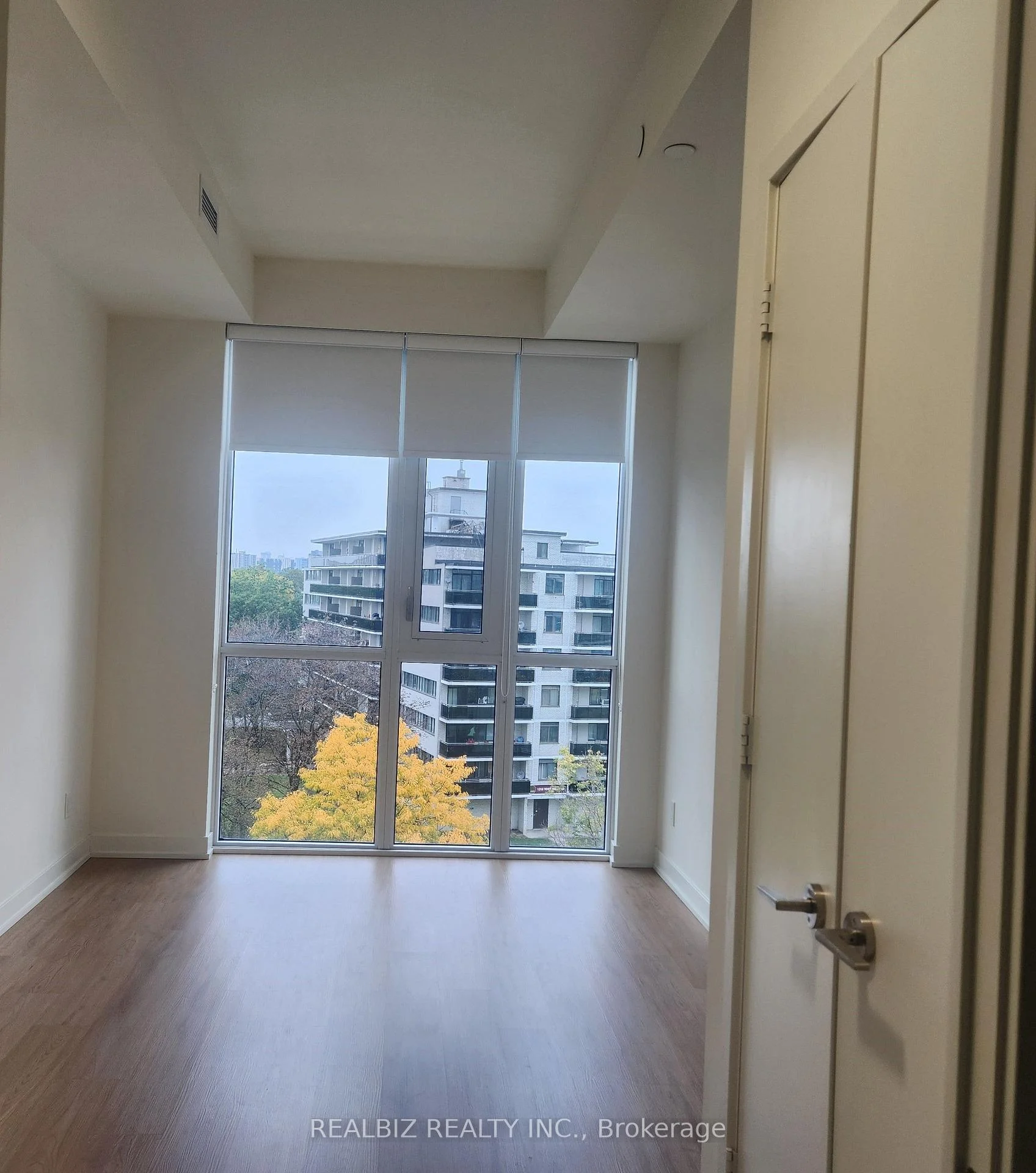Photo 9 of Unit 705, 10 Deerlick Court, North York, Parkwoods-Donalda — HOMEH