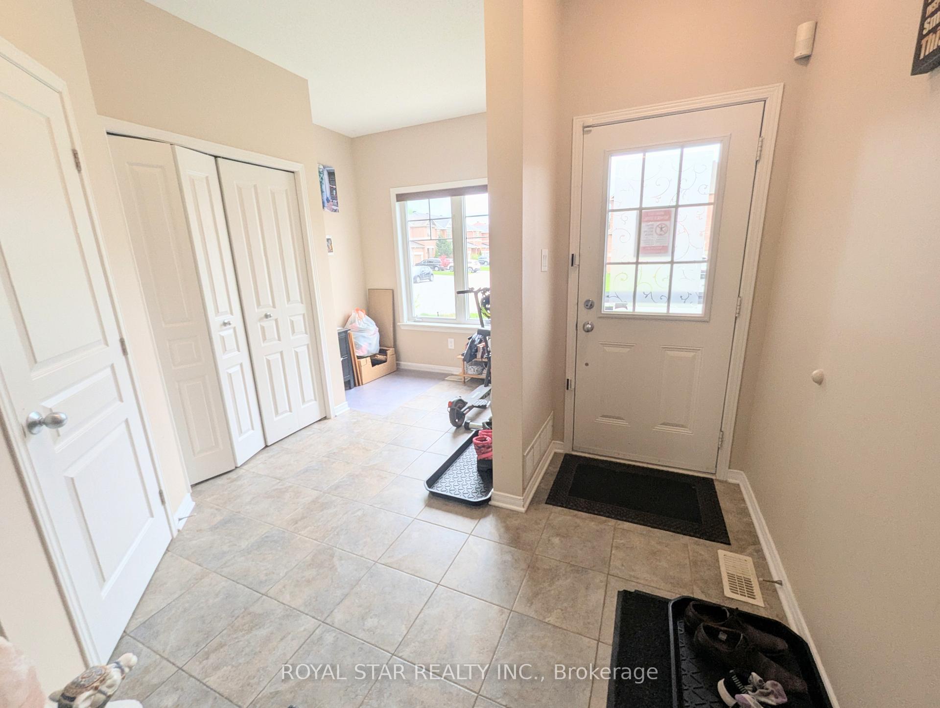 Photo 3 of 531 Fordell Avenue, Ottawa, Kanata - Morgan's Grant/South March — HOMEH