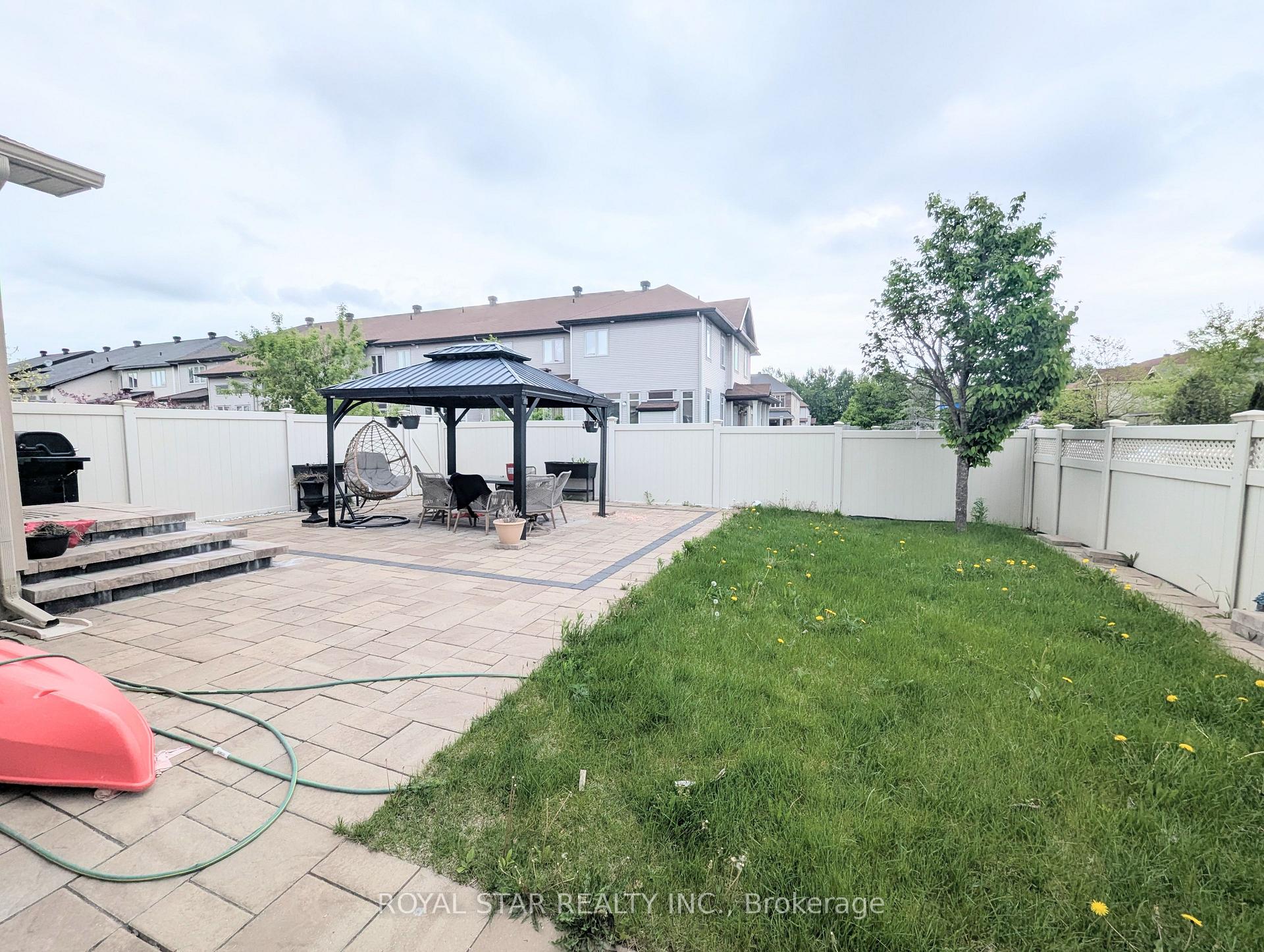 Photo 22 of 531 Fordell Avenue, Ottawa, Kanata - Morgan's Grant/South March — HOMEH