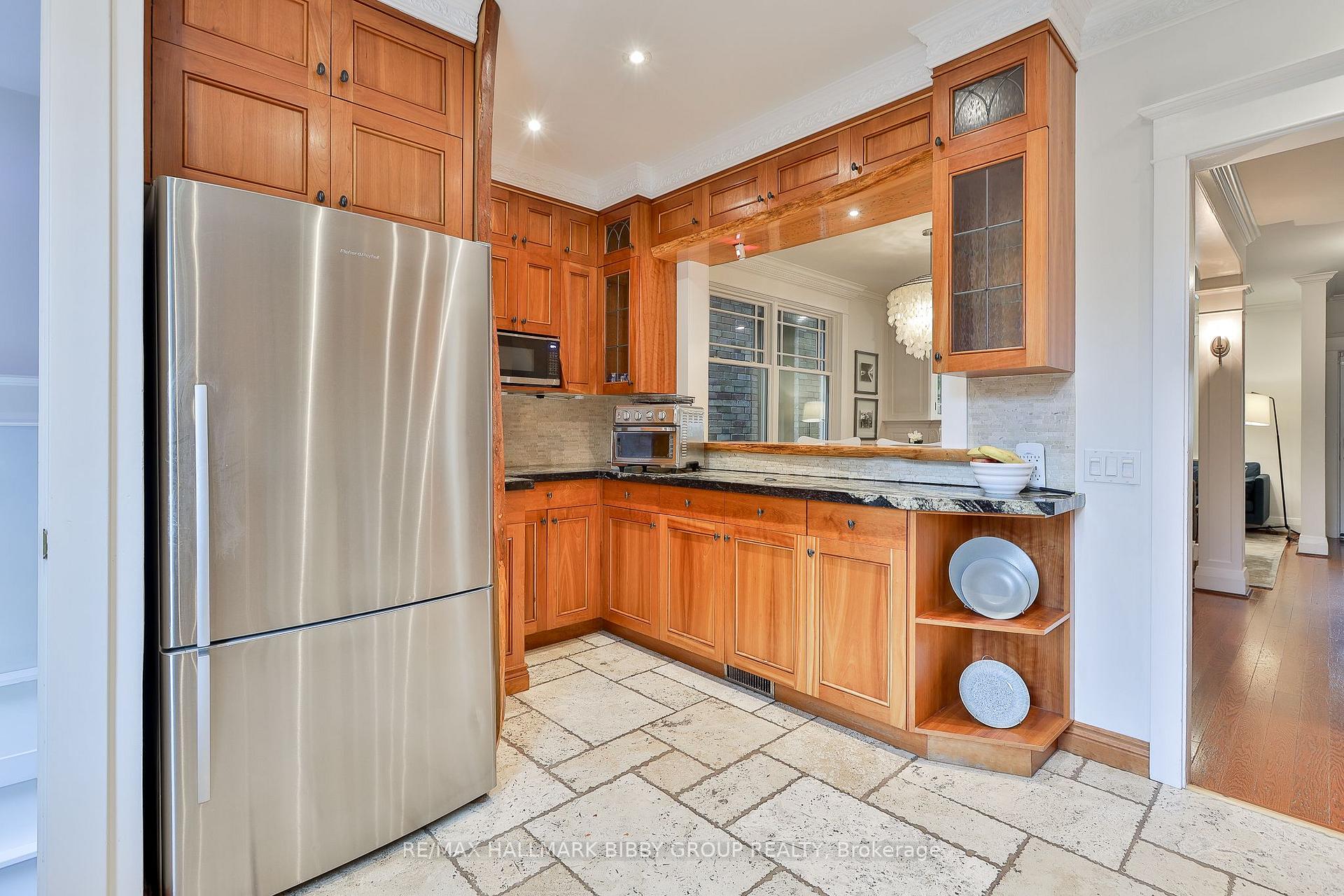 Photo 13 of 92 Winona Drive, Toronto, Wychwood — HOMEH