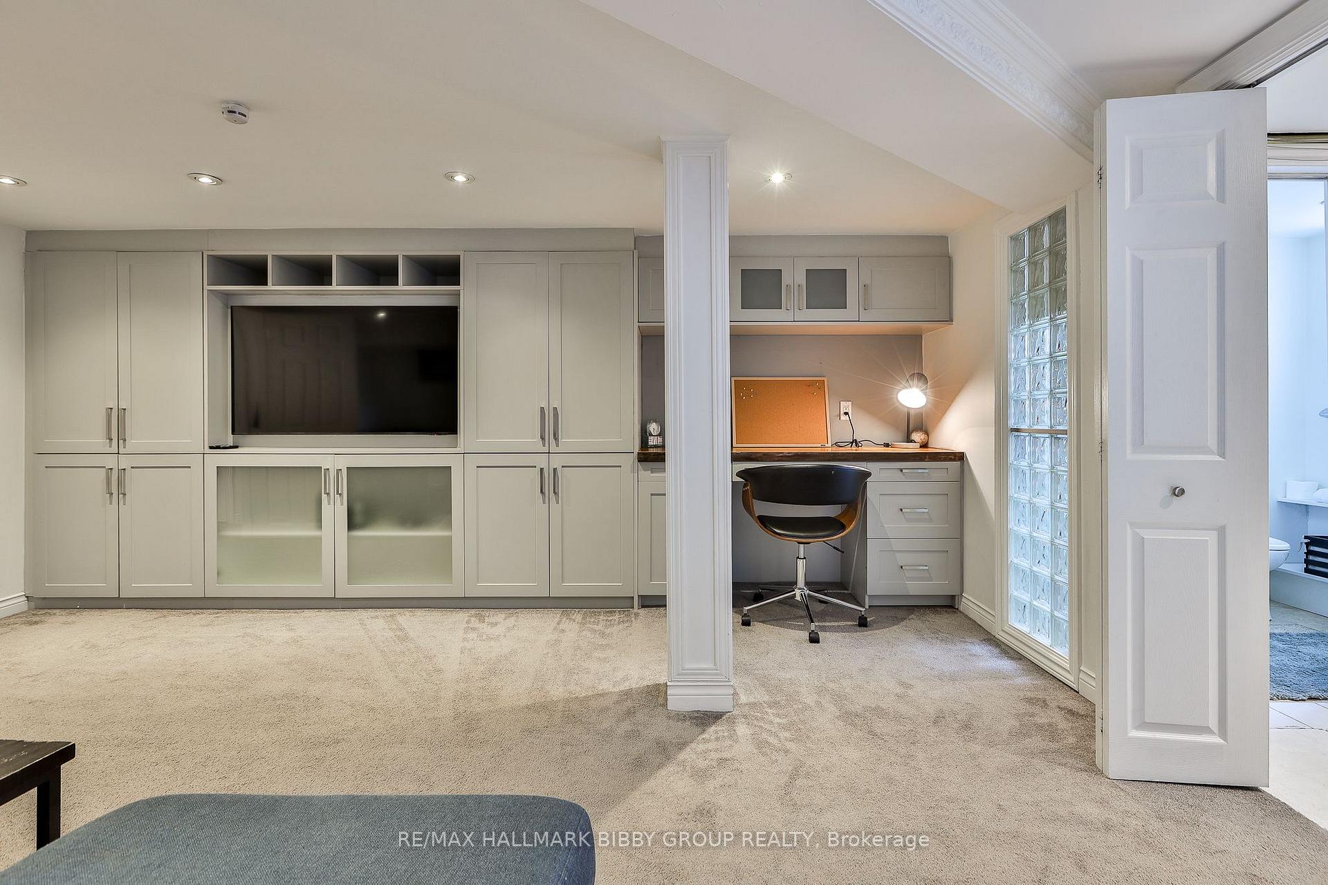 Photo 33 of 92 Winona Drive, Toronto, Wychwood — HOMEH