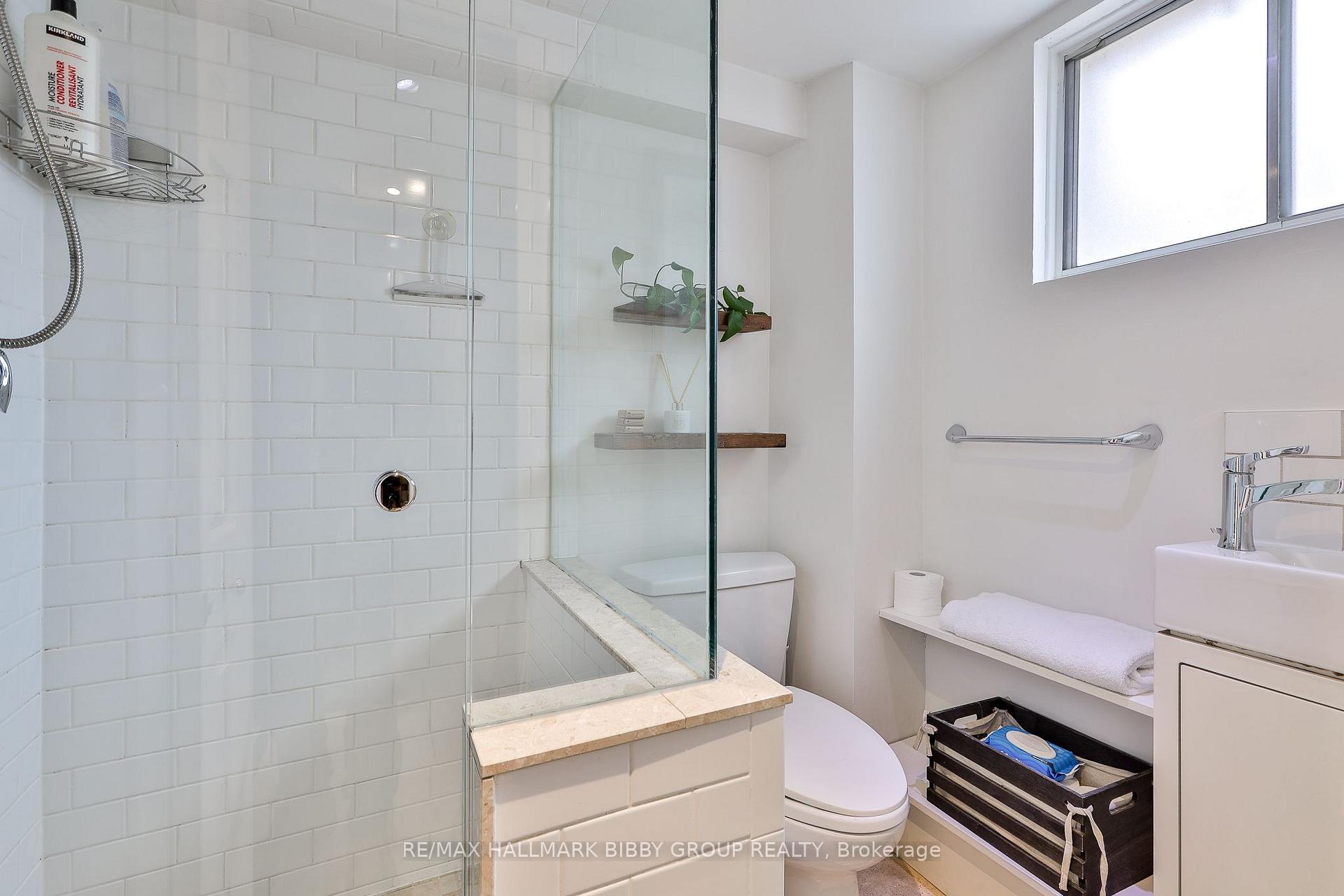Photo 38 of 92 Winona Drive, Toronto, Wychwood — HOMEH