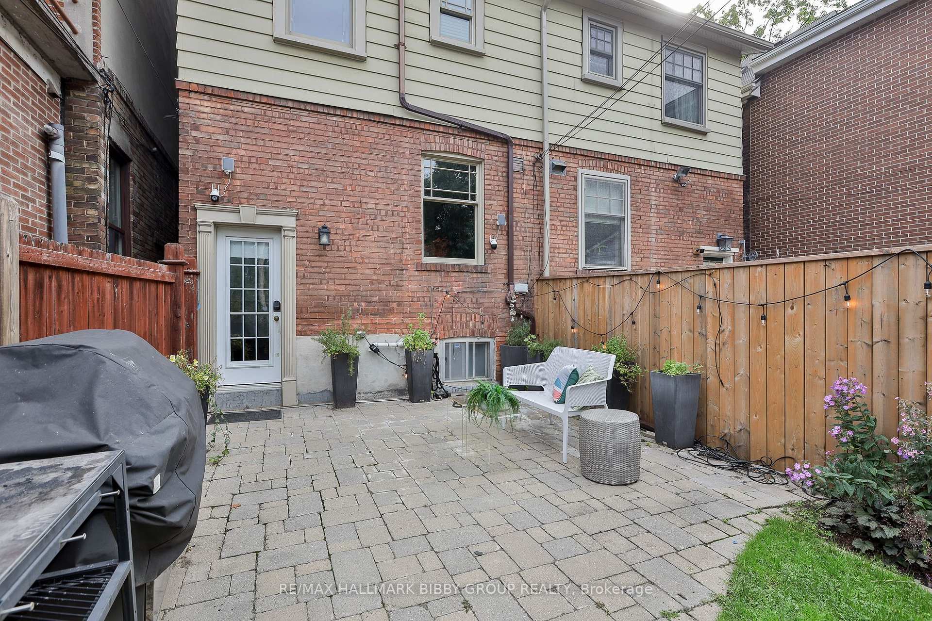 Photo 40 of 92 Winona Drive, Toronto, Wychwood — HOMEH