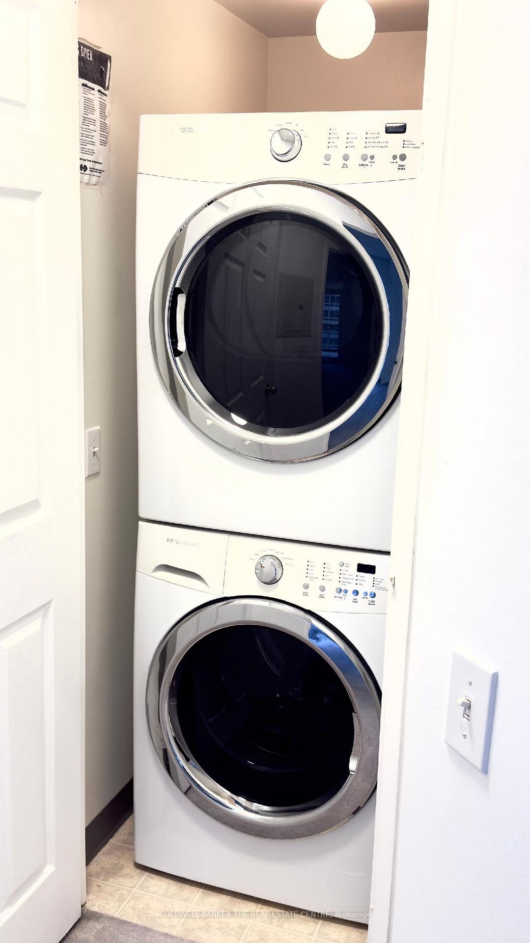 Photo 9 of Unit 1616, 18 Parkview Avenue E, North York, Willowdale East — HOMEH