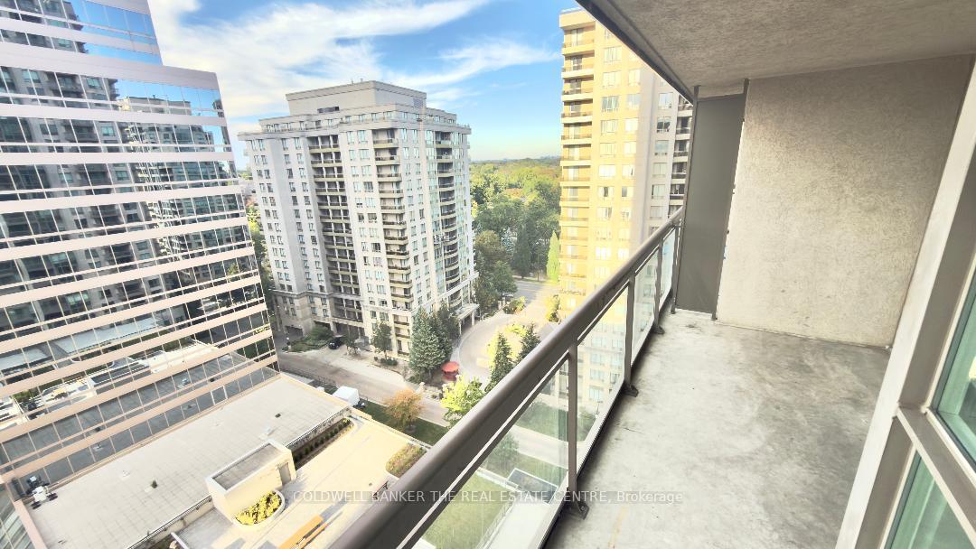 Photo 12 of Unit 1616, 18 Parkview Avenue E, North York, Willowdale East — HOMEH