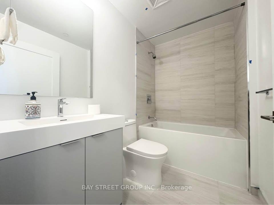 Photo 7 of Unit 1614, 10 Abeja Street, Vaughan, Concord — HOMEH