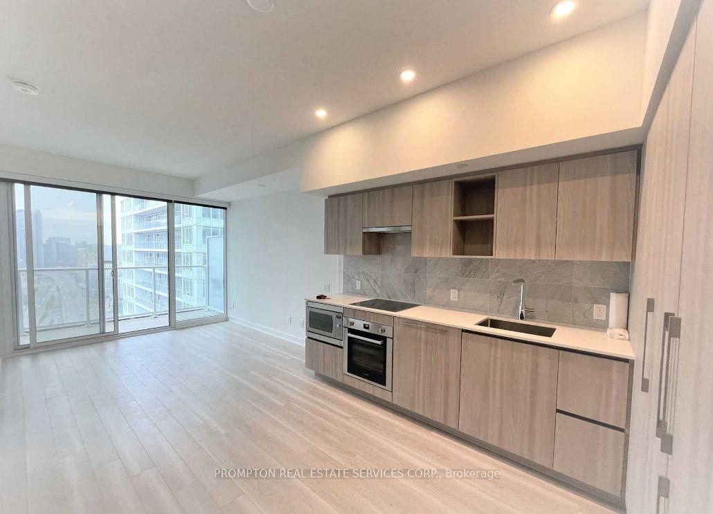Photo 2 of Unit 3807, 19 Bathurst Street, Toronto, Waterfront Communities — HOMEH