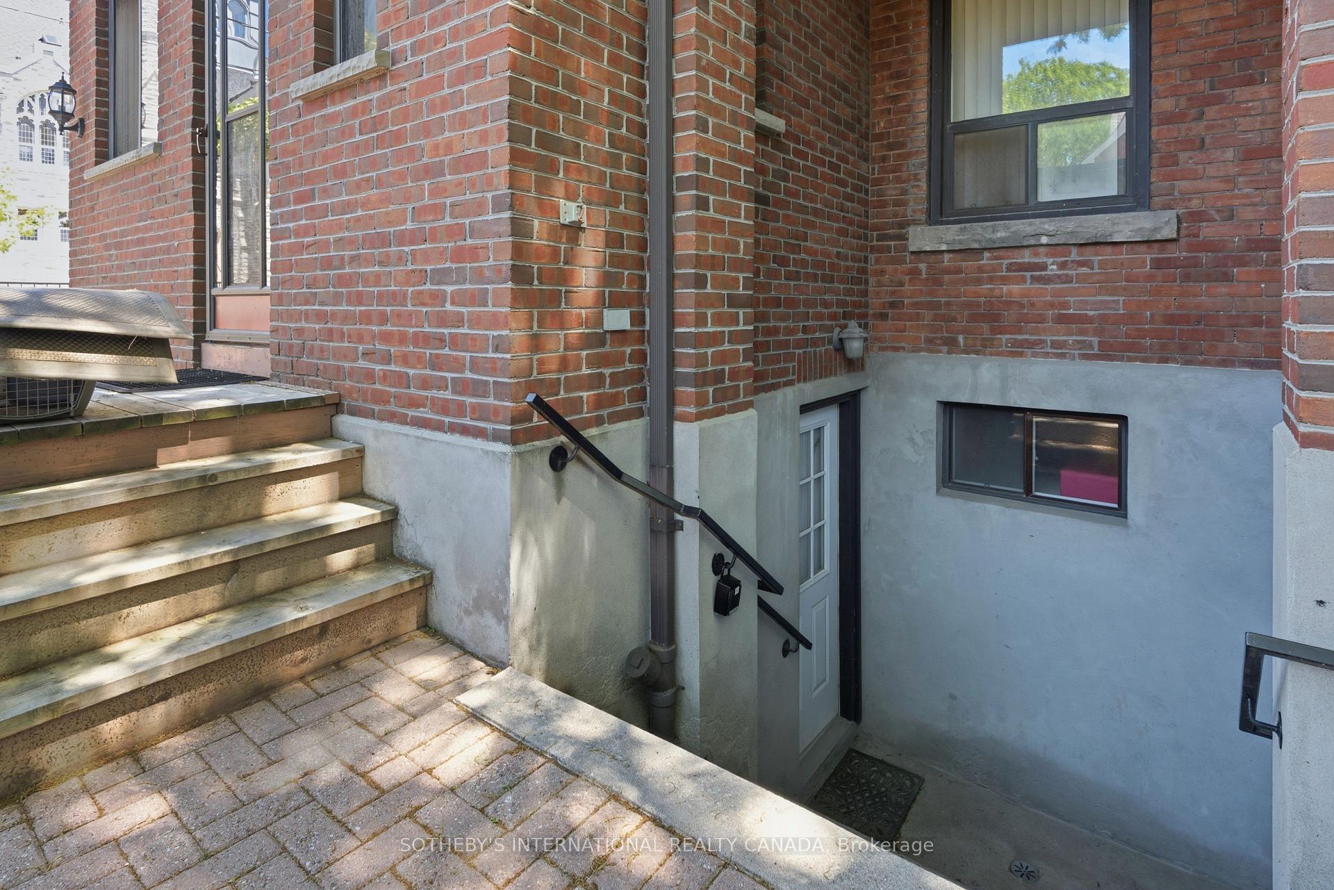 Photo 31 of 376 Sunnyside Avenue, Toronto, High Park-Swansea — HOMEH