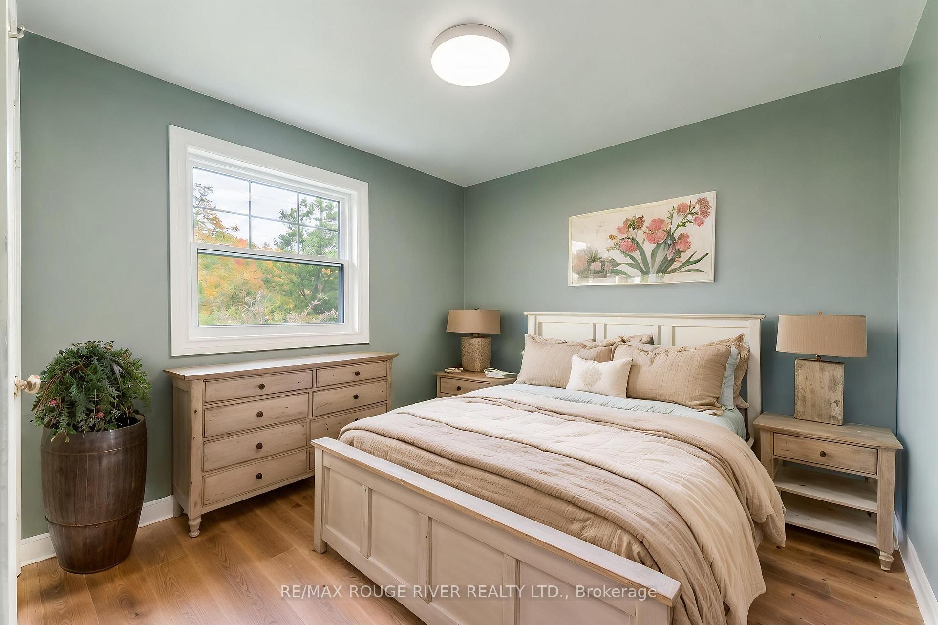 Photo 17 of 244 Ridgewood Road, Peterborough, Monaghan Ward 2 — HOMEH