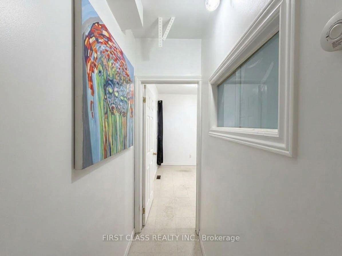 Photo 2 of Unit Unit 1, 53 Euclid Avenue, Toronto, Trinity-Bellwoods — HOMEH