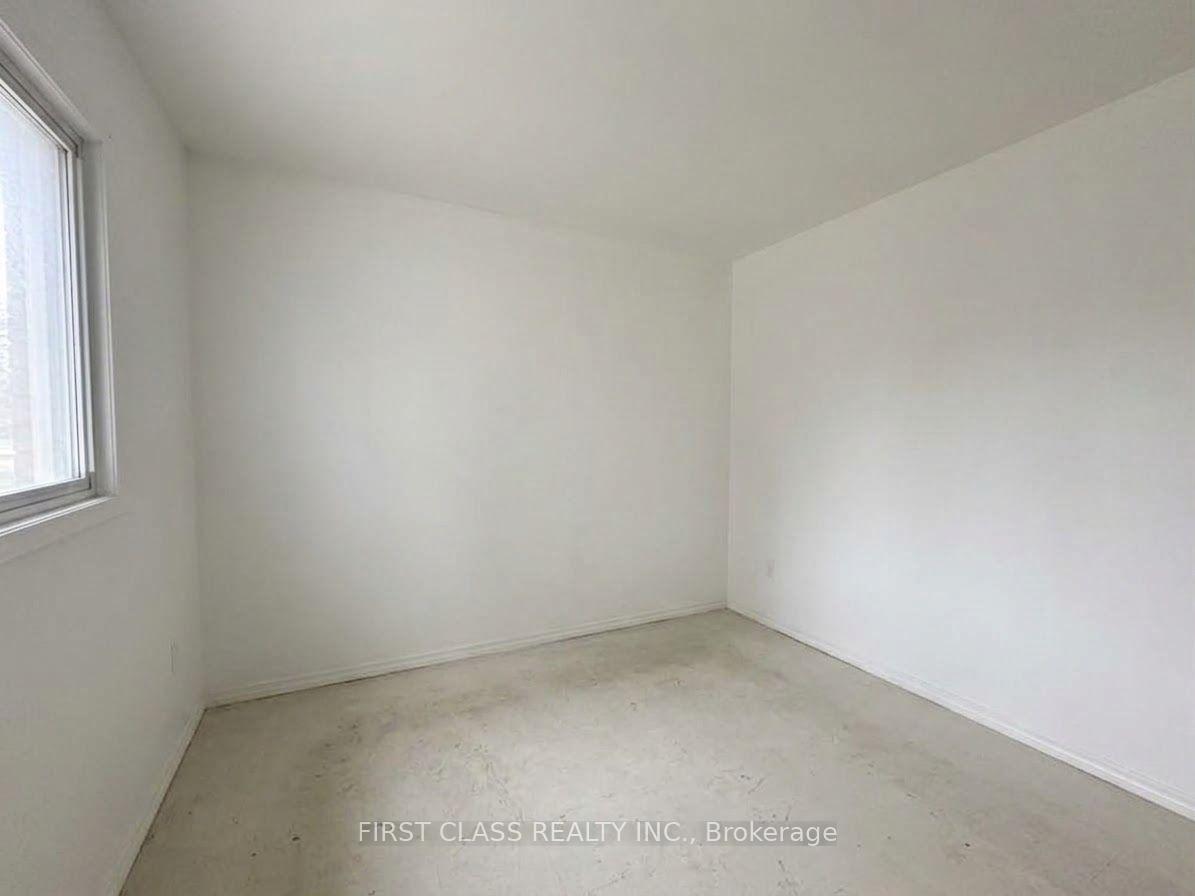 Photo 3 of Unit Unit 1, 53 Euclid Avenue, Toronto, Trinity-Bellwoods — HOMEH