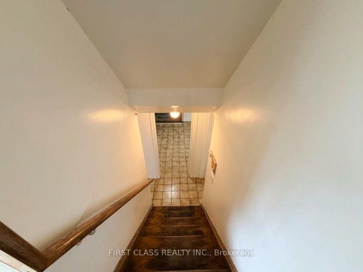 Photo 5 of Unit Unit 1, 53 Euclid Avenue, Toronto, Trinity-Bellwoods — HOMEH