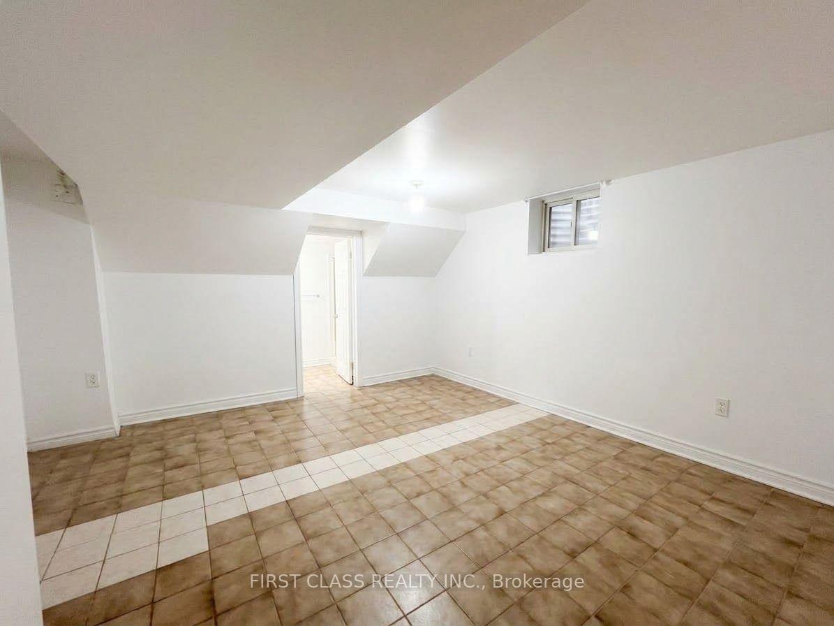 Photo 11 of Unit Unit 1, 53 Euclid Avenue, Toronto, Trinity-Bellwoods — HOMEH
