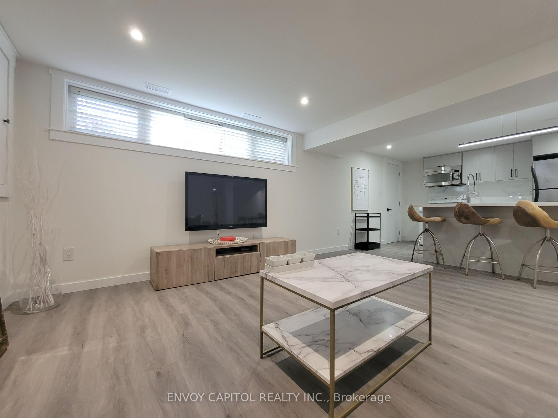 Photo 15 of 22 Bilardi Court, Hamilton, McQuesten — HOMEH