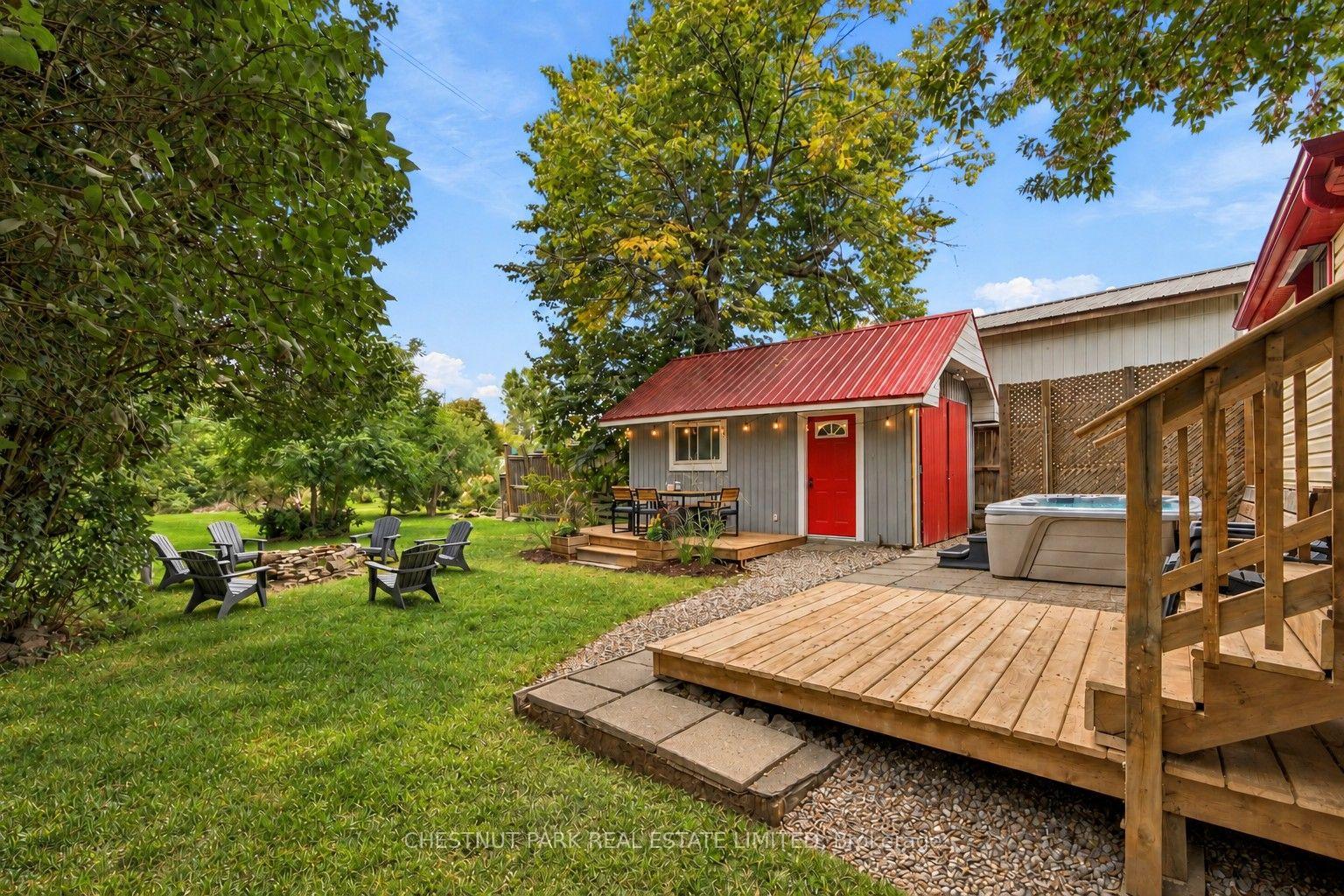 Photo 31 of 16 Stanley Street, Prince Edward County, Bloomfield Ward — HOMEH