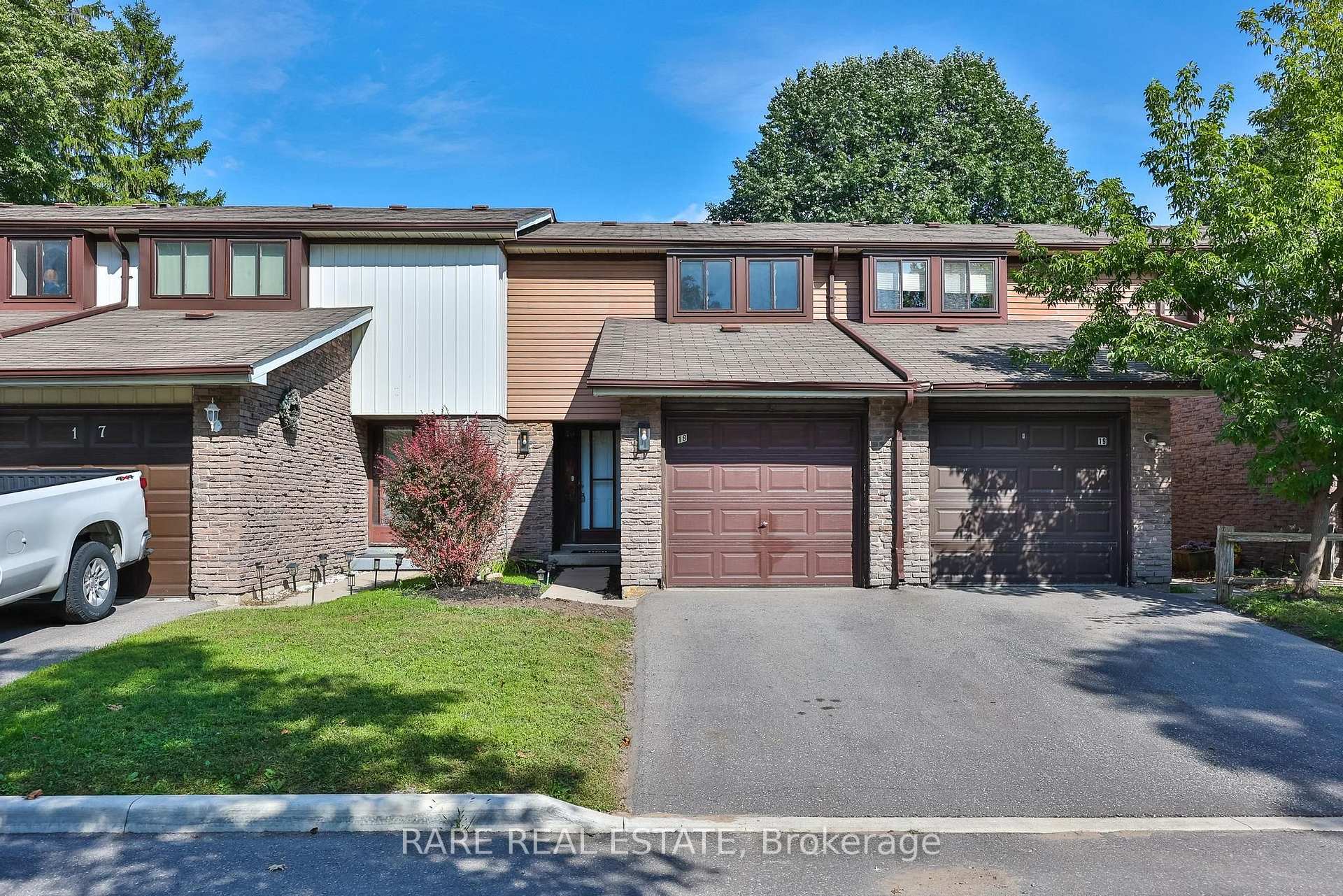Photo of Unit 18, 221 Ormond Drive