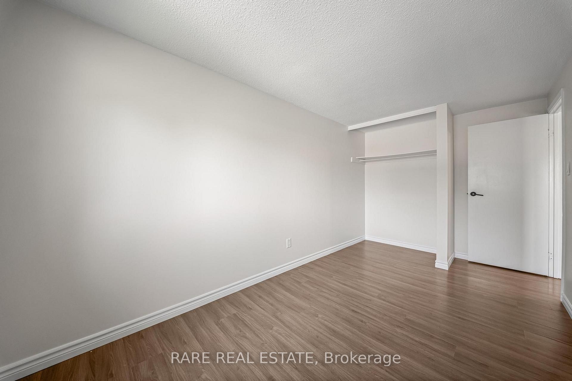 Photo 18 of Unit 18, 221 Ormond Drive, Oshawa, Samac — HOMEH