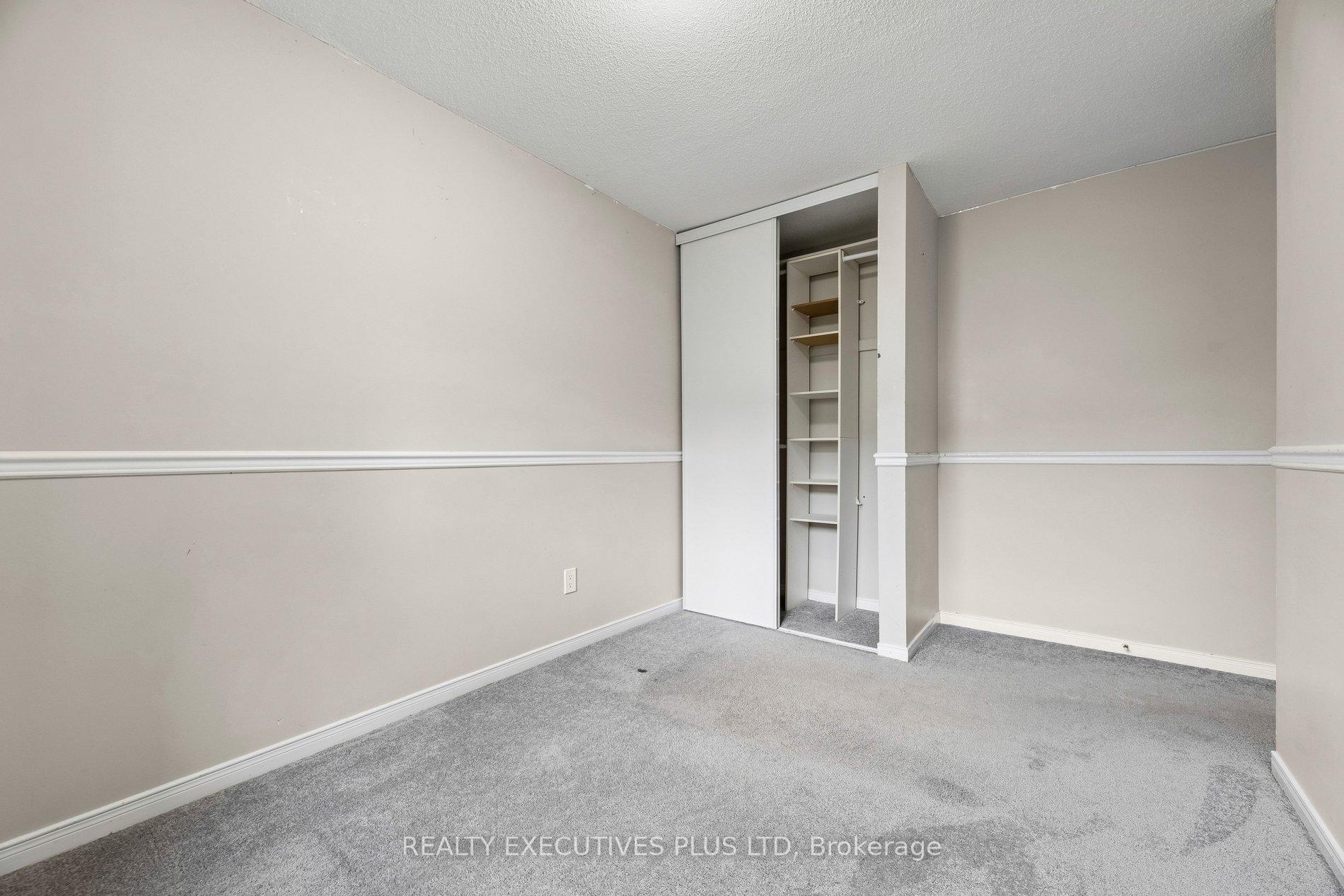 Photo 31 of 693 Barnes Crescent, Oshawa, Northglen — HOMEH