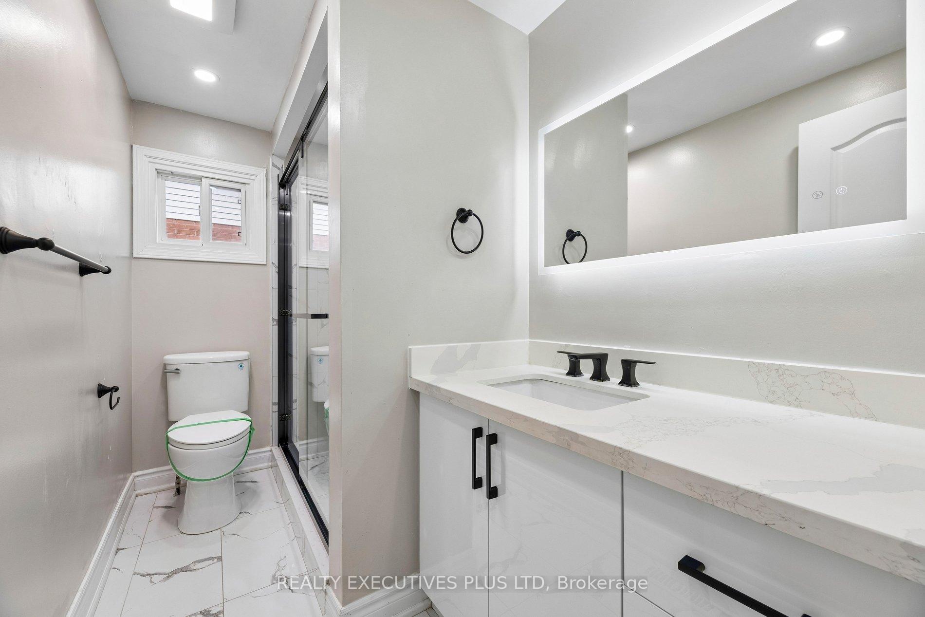 Photo 36 of 693 Barnes Crescent, Oshawa, Northglen — HOMEH