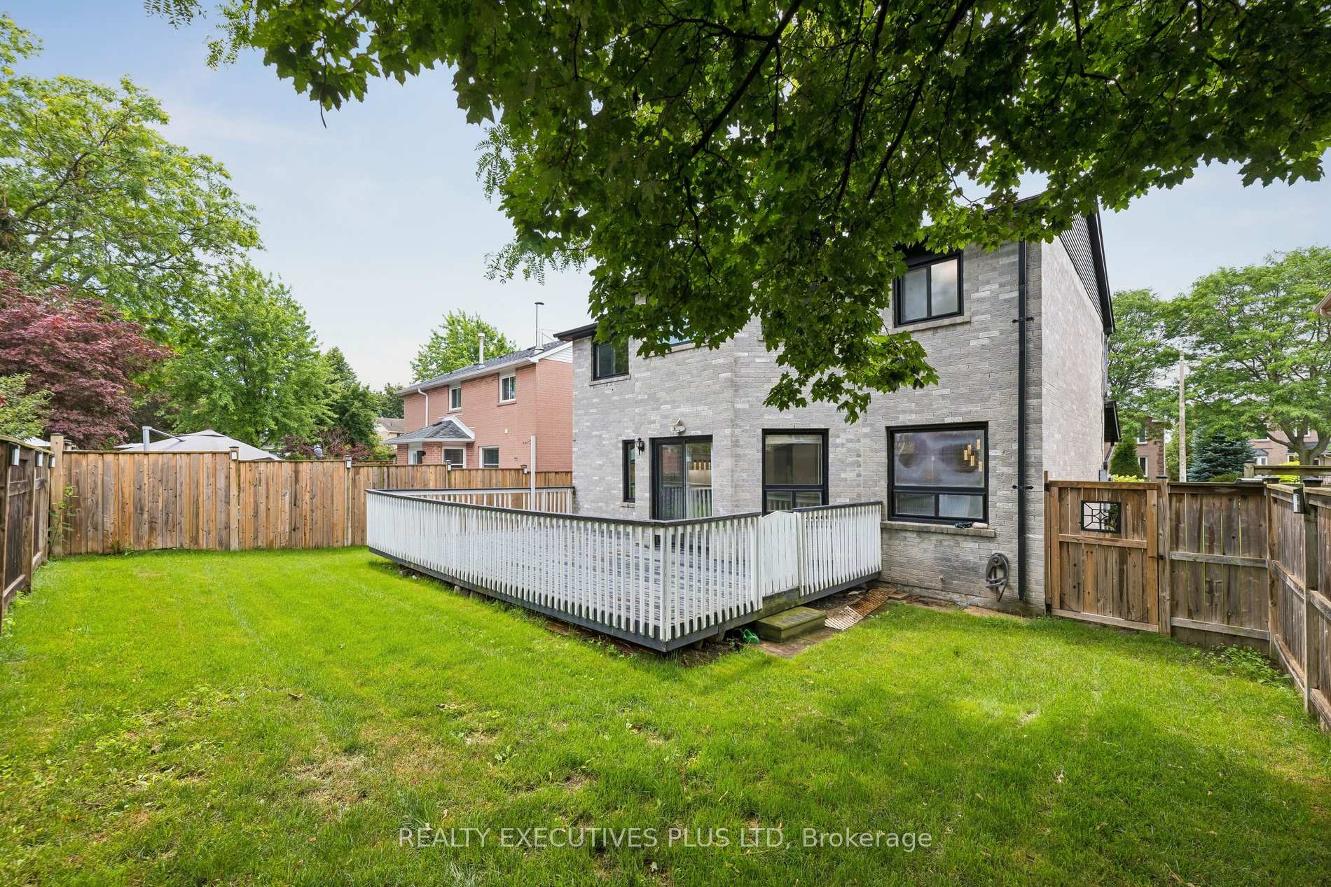 Photo 47 of 693 Barnes Crescent, Oshawa, Northglen — HOMEH