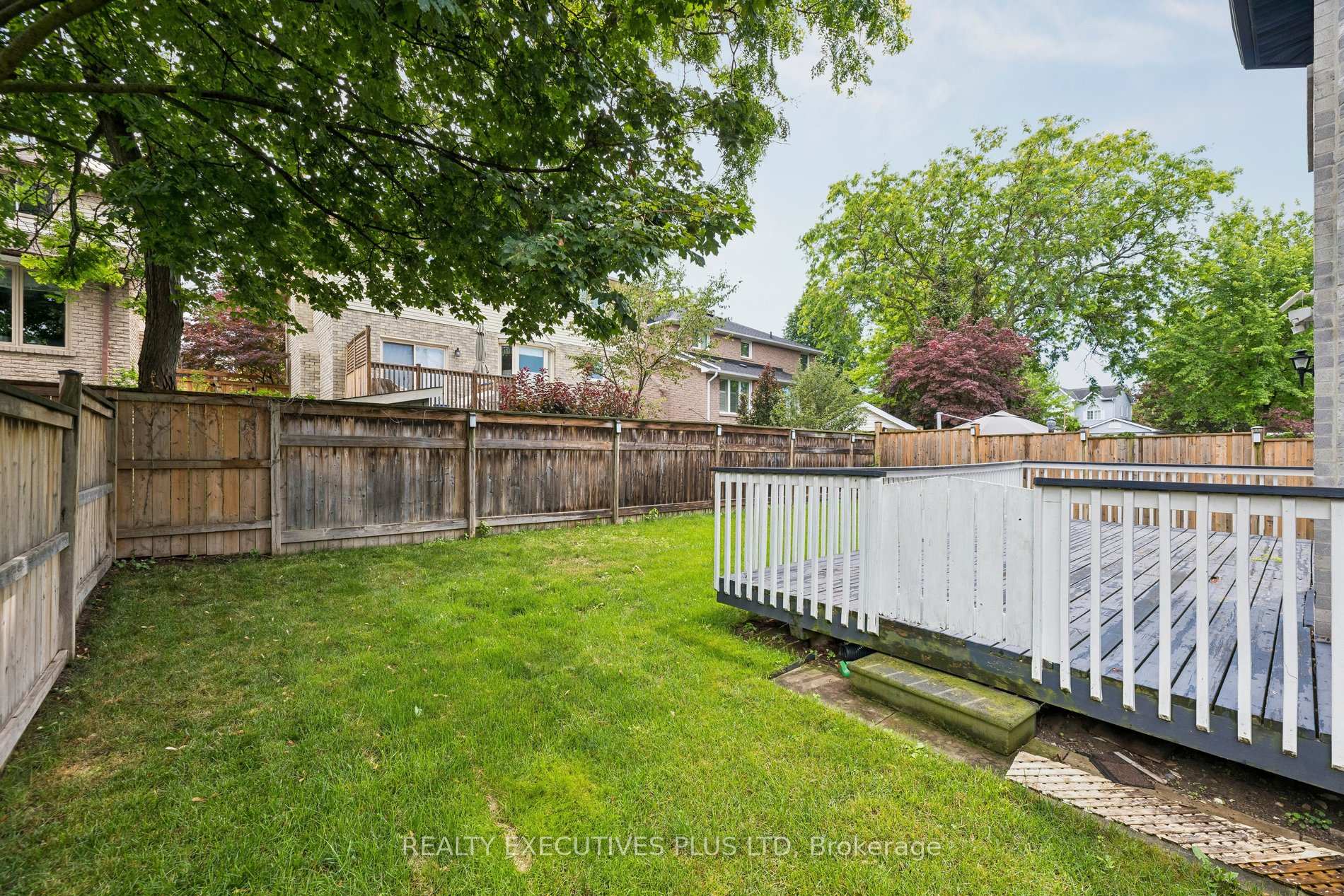 Photo 48 of 693 Barnes Crescent, Oshawa, Northglen — HOMEH
