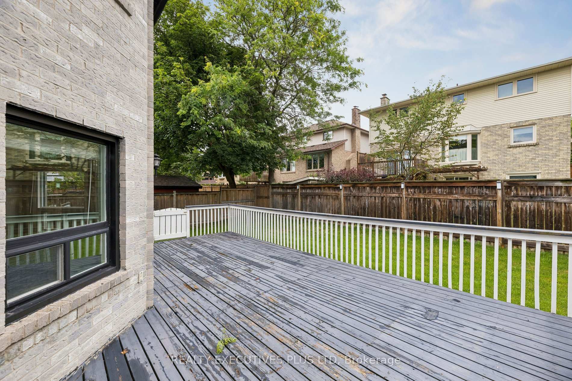 Photo 50 of 693 Barnes Crescent, Oshawa, Northglen — HOMEH