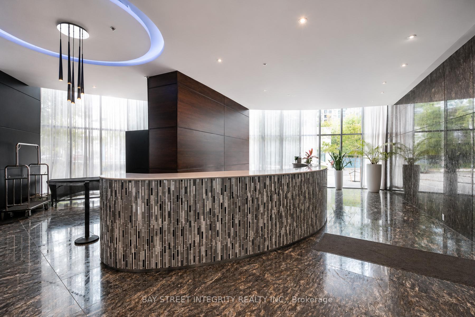 Photo 2 of Unit 1302, 50 Absolute Avenue, Mississauga, City Centre — HOMEH