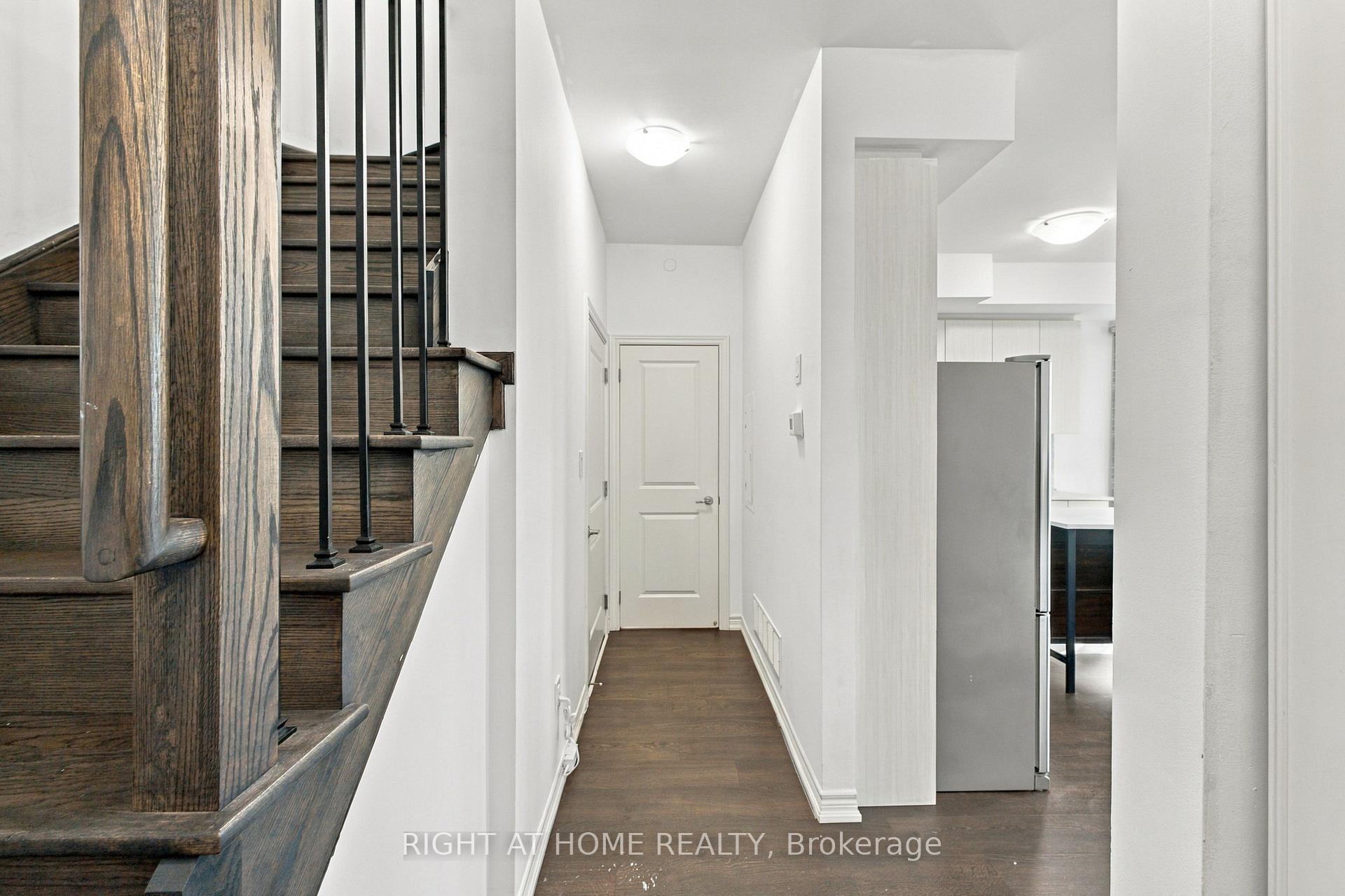 Photo 6 of Unit 28, 2199 Lillykin Street, Oakville, River Oaks — HOMEH