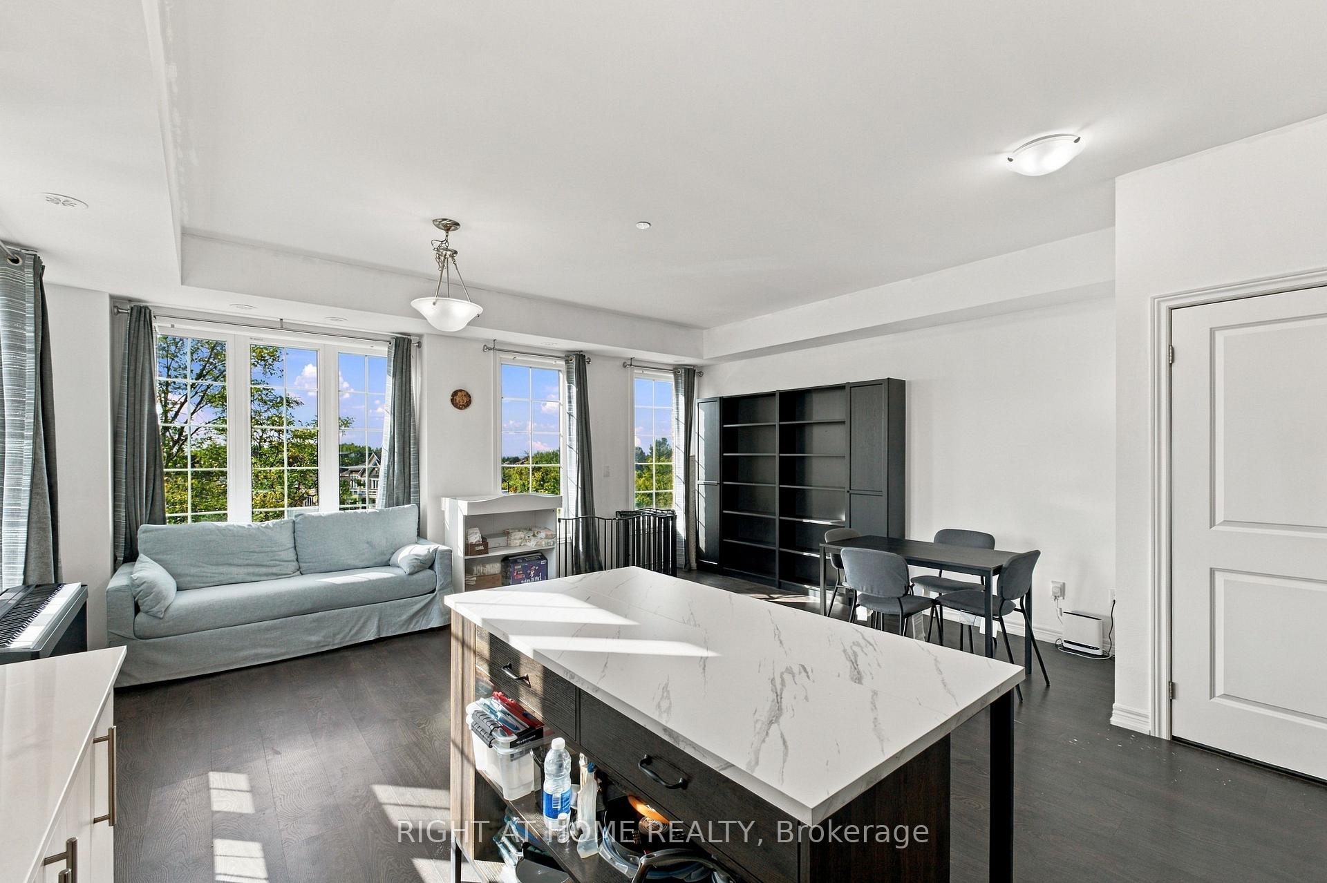 Photo 8 of Unit 28, 2199 Lillykin Street, Oakville, River Oaks — HOMEH