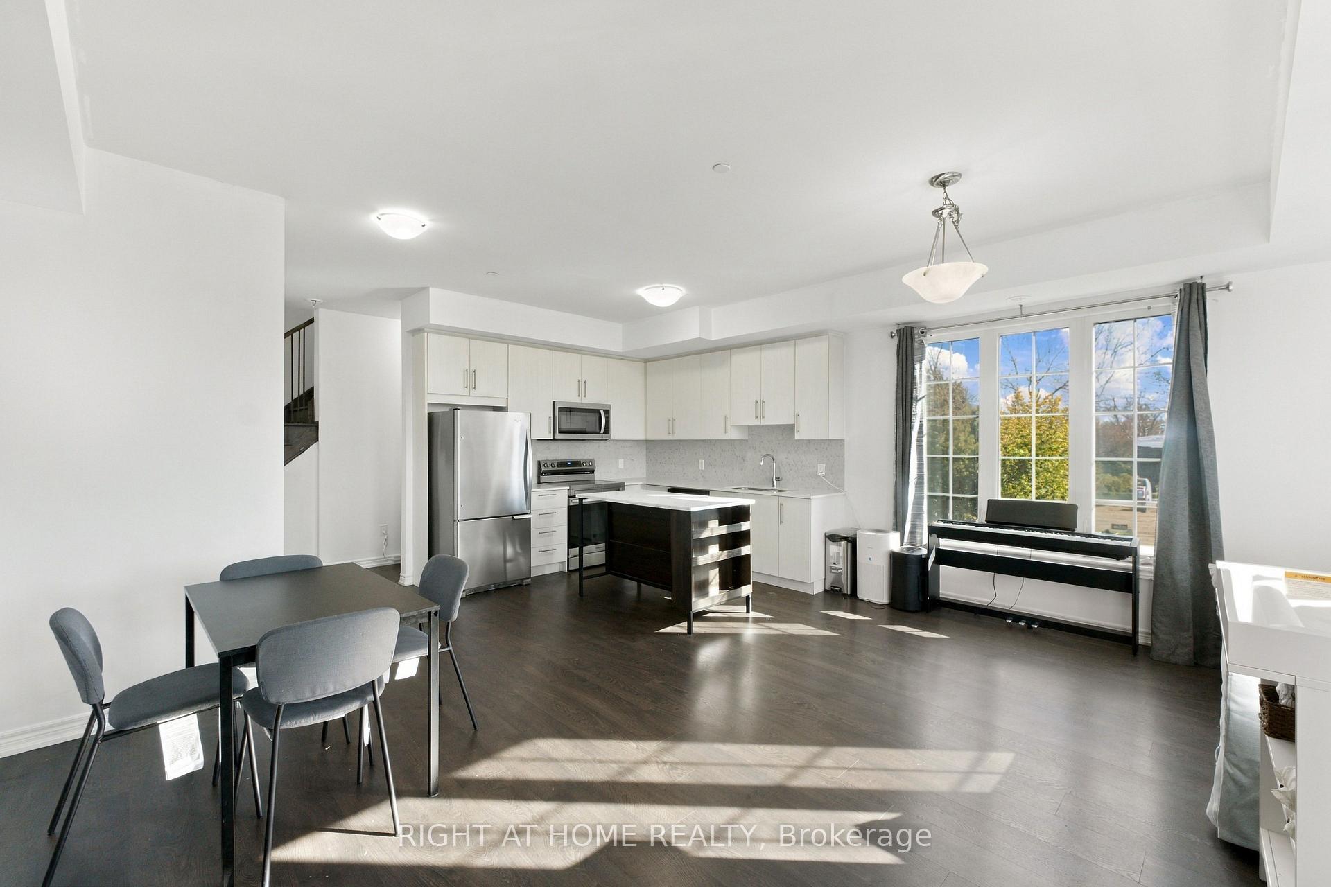 Photo 12 of Unit 28, 2199 Lillykin Street, Oakville, River Oaks — HOMEH