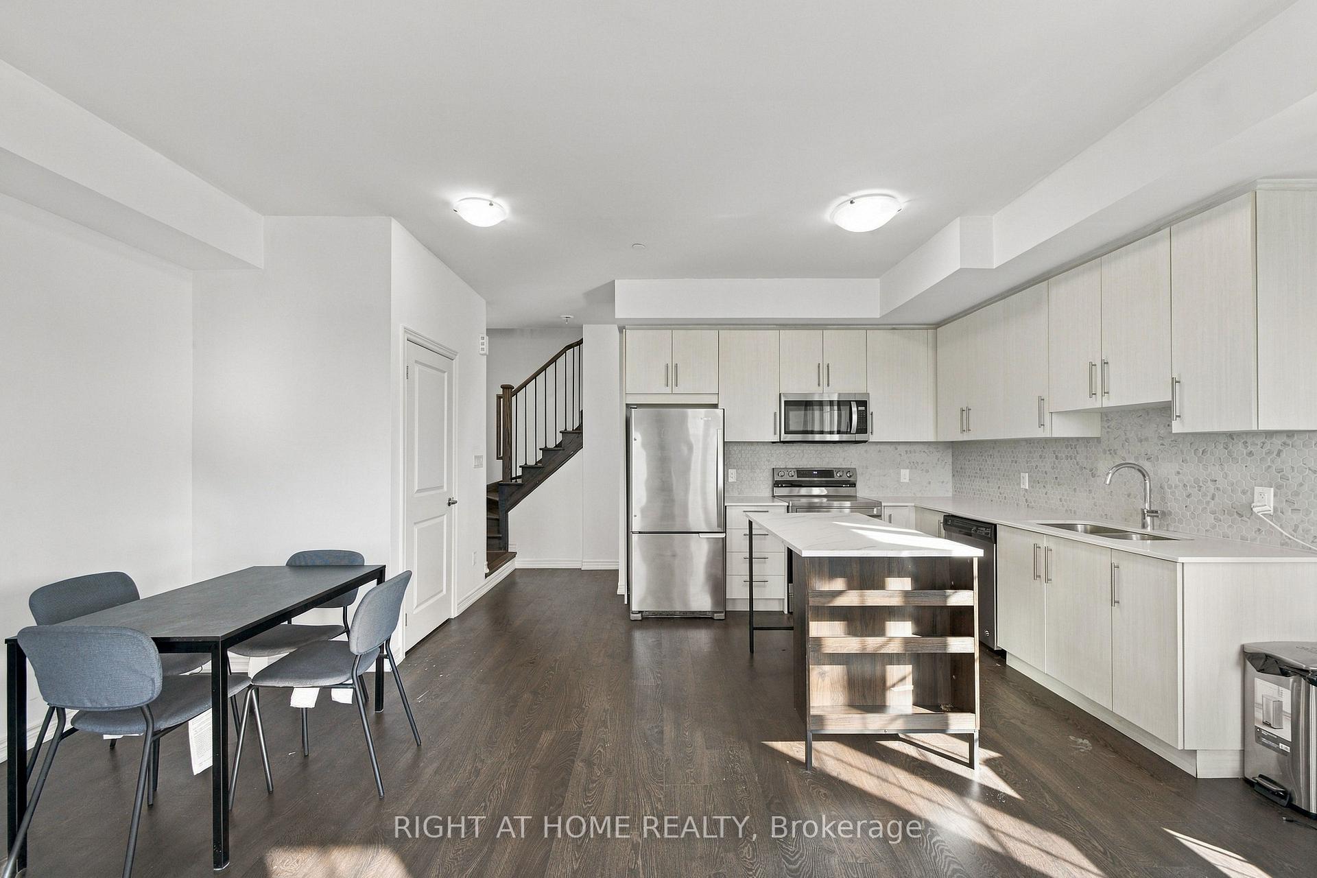 Photo 13 of Unit 28, 2199 Lillykin Street, Oakville, River Oaks — HOMEH