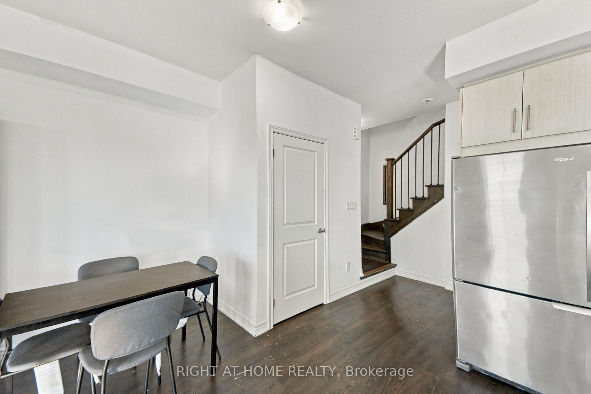 Photo 14 of Unit 28, 2199 Lillykin Street, Oakville, River Oaks — HOMEH