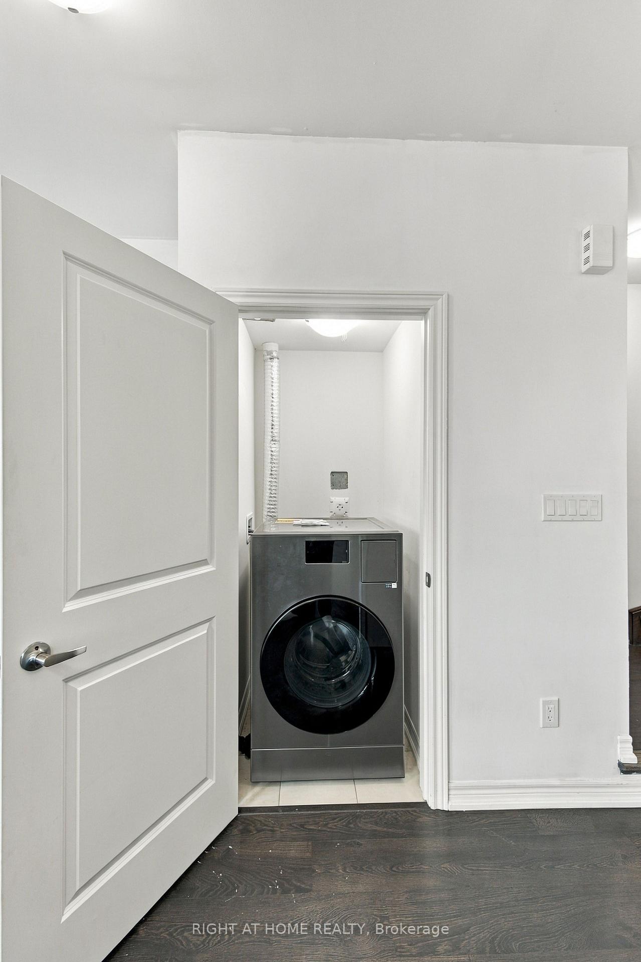 Photo 30 of Unit 28, 2199 Lillykin Street, Oakville, River Oaks — HOMEH