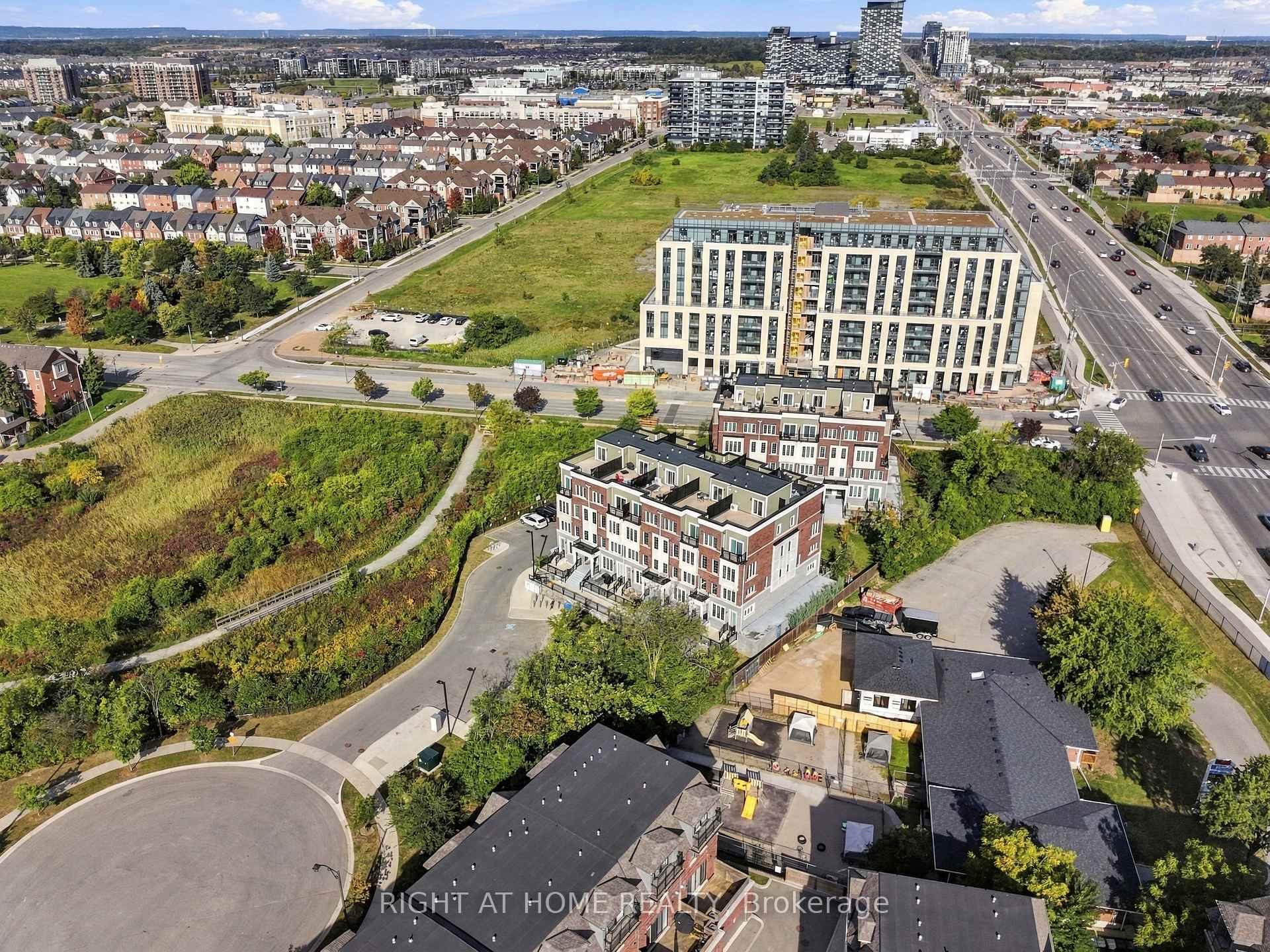 Photo 38 of Unit 28, 2199 Lillykin Street, Oakville, River Oaks — HOMEH