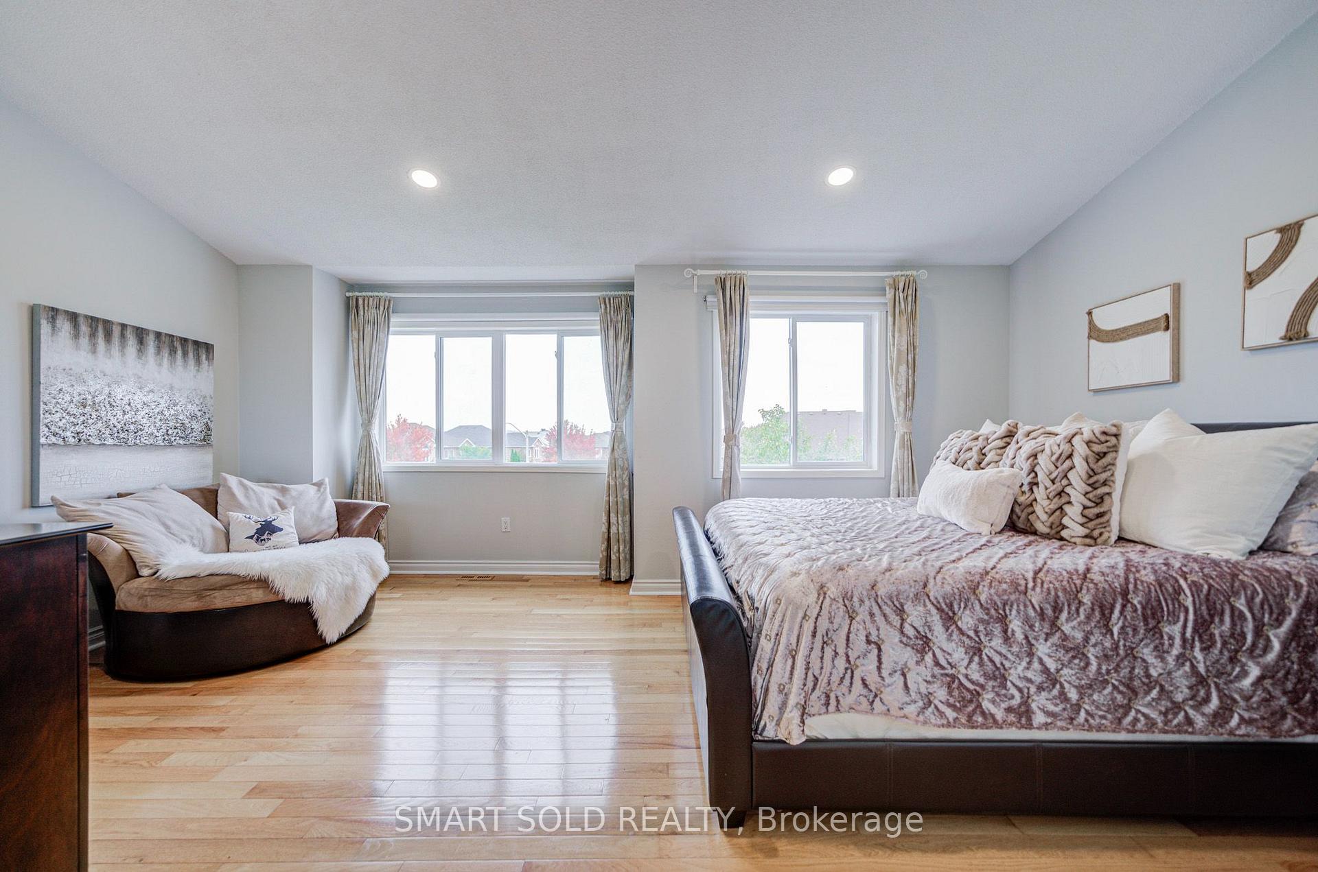 Photo 21 of 247 Shirley Drive, Richmond Hill, Rouge Woods — HOMEH