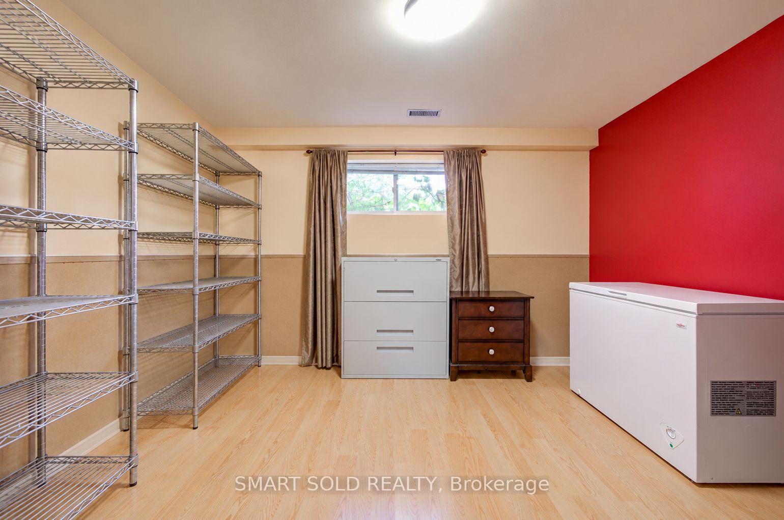 Photo 32 of 247 Shirley Drive, Richmond Hill, Rouge Woods — HOMEH