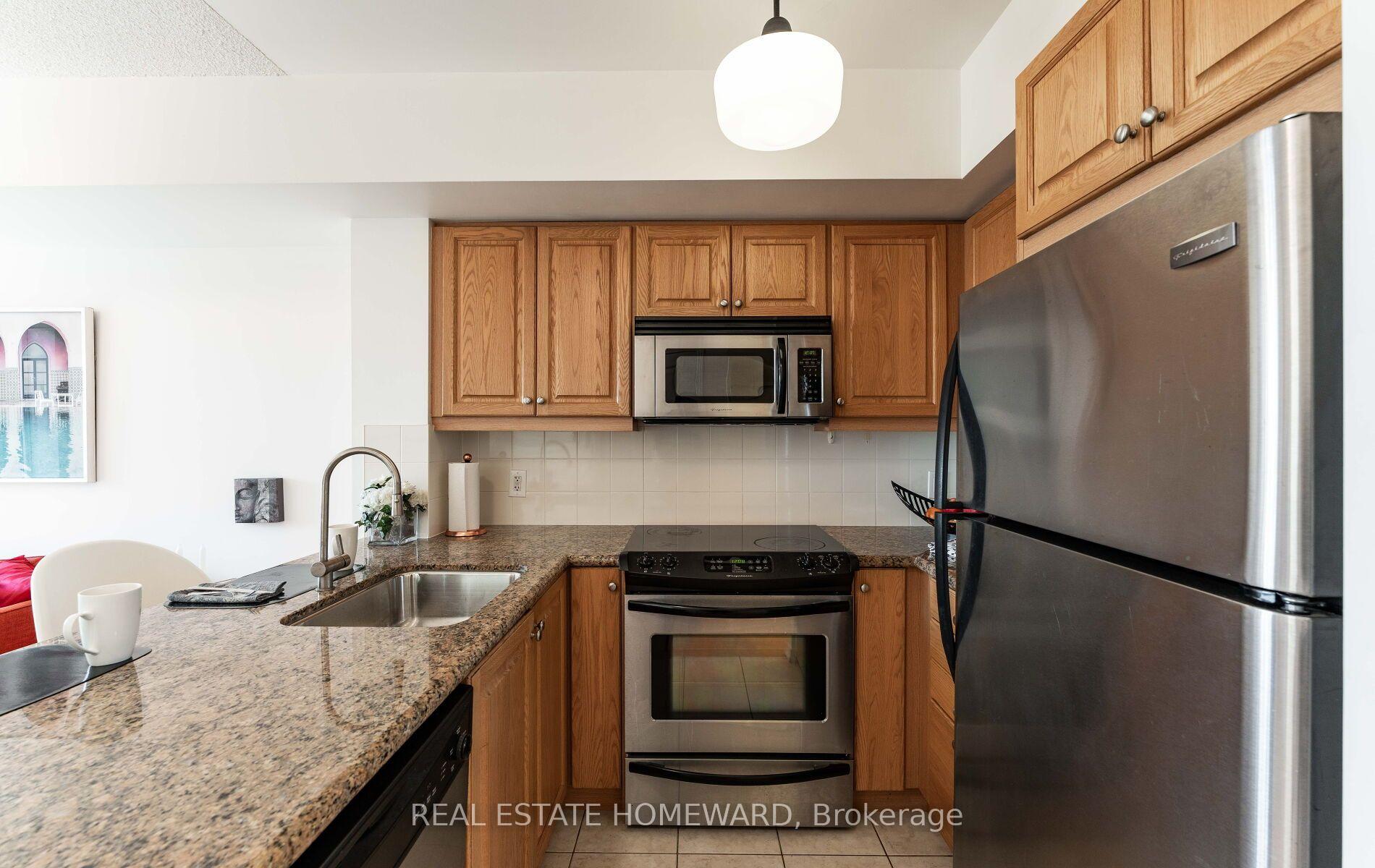 Photo 16 of Unit 601, 308 Palmerston Avenue, Toronto, Trinity-Bellwoods — HOMEH