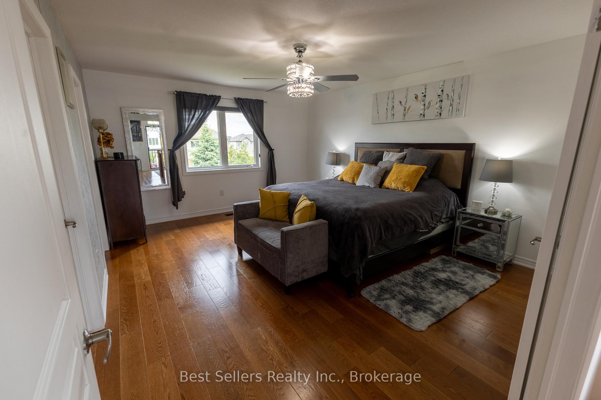 Photo 33 of 214 Cardinal Crescent, Welland, Coyle Creek — HOMEH