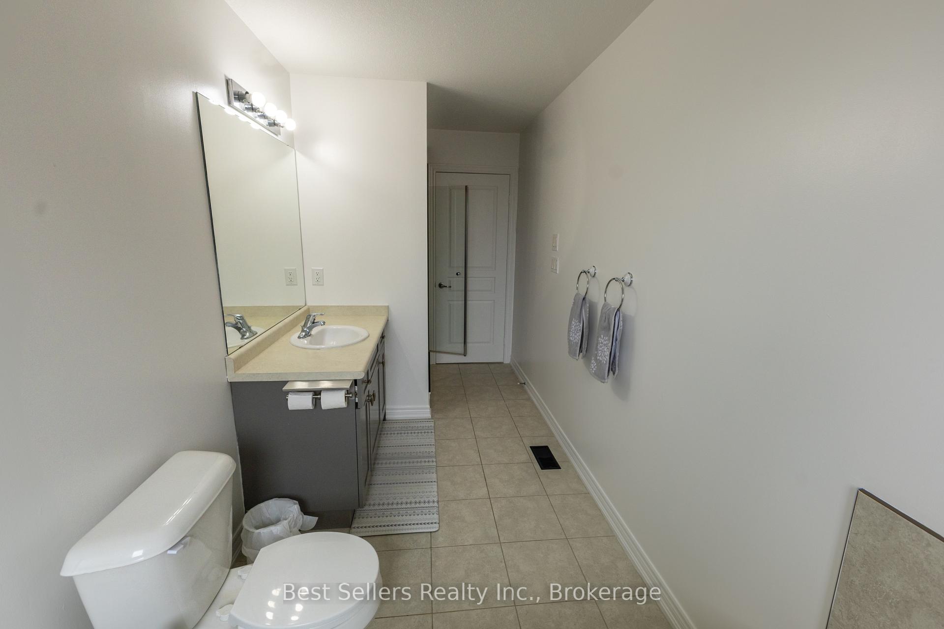 Photo 35 of 214 Cardinal Crescent, Welland, Coyle Creek — HOMEH