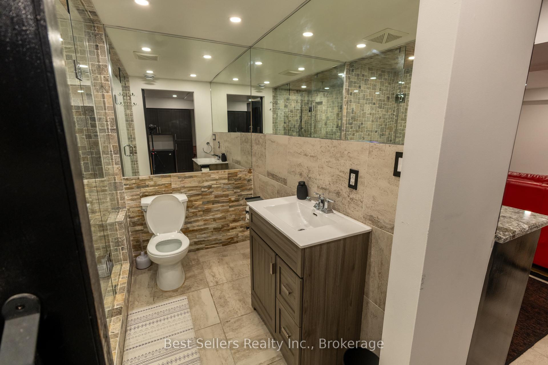 Photo 40 of 214 Cardinal Crescent, Welland, Coyle Creek — HOMEH