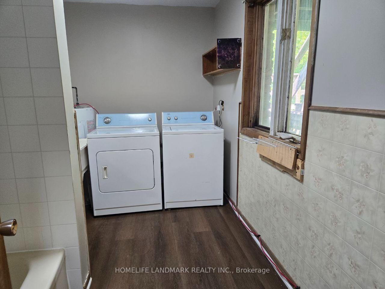 Photo 14 of Unit 1, 22 Centre Street, Aurora, Aurora Village — HOMEH