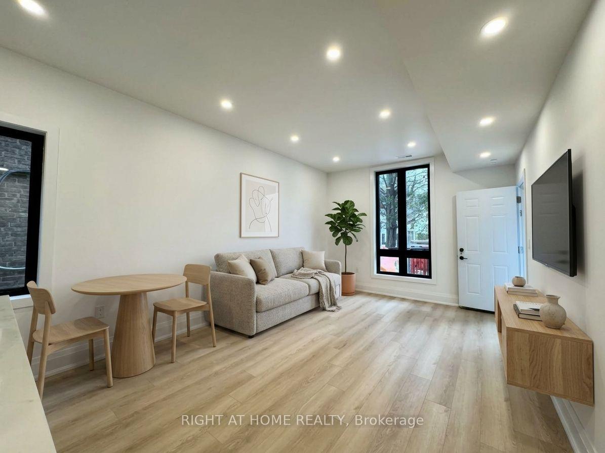 Photo 3 of Unit #2, 151 Gledhill Avenue, Toronto, Woodbine-Lumsden — HOMEH