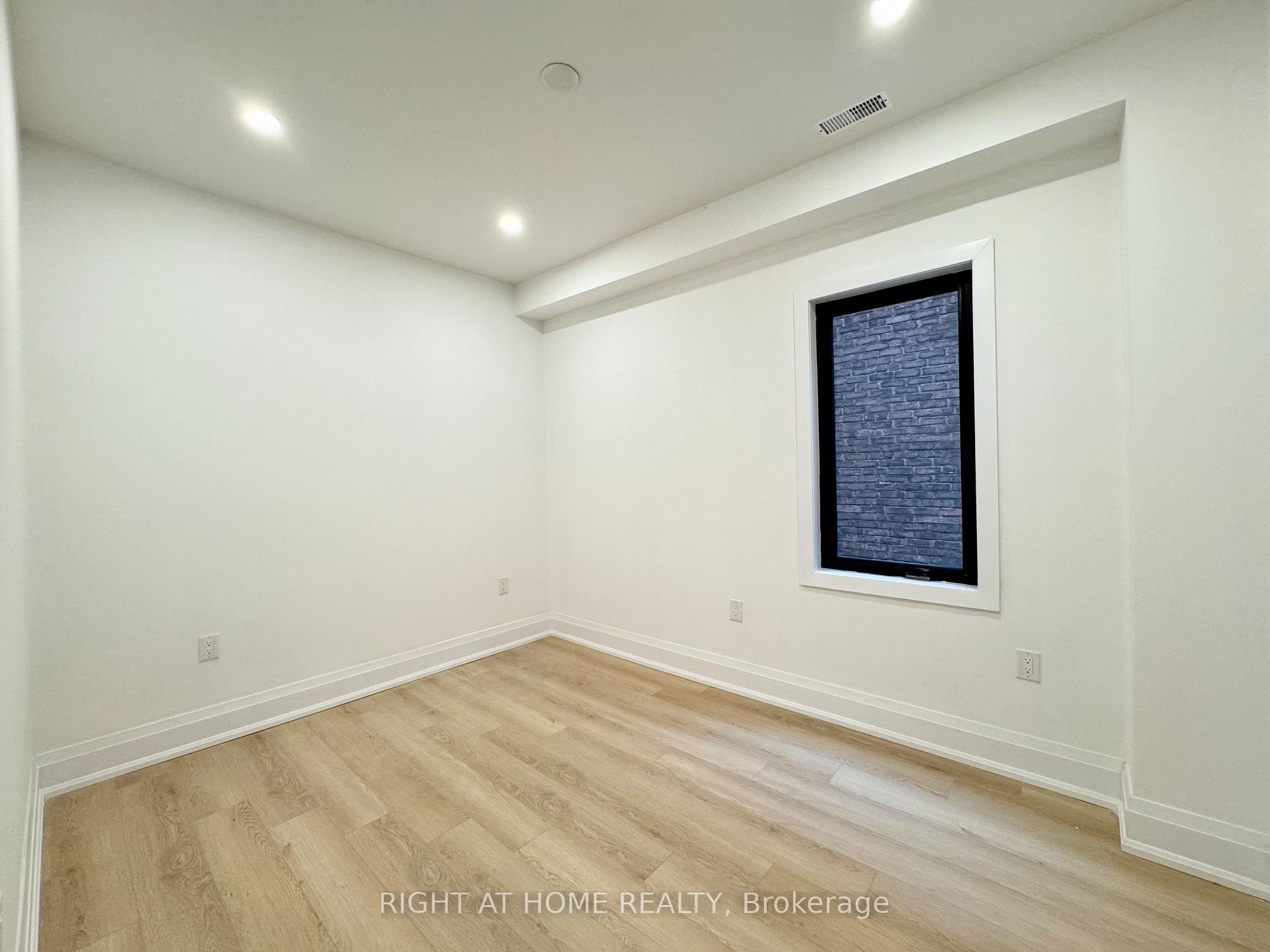 Photo 8 of Unit #2, 151 Gledhill Avenue, Toronto, Woodbine-Lumsden — HOMEH