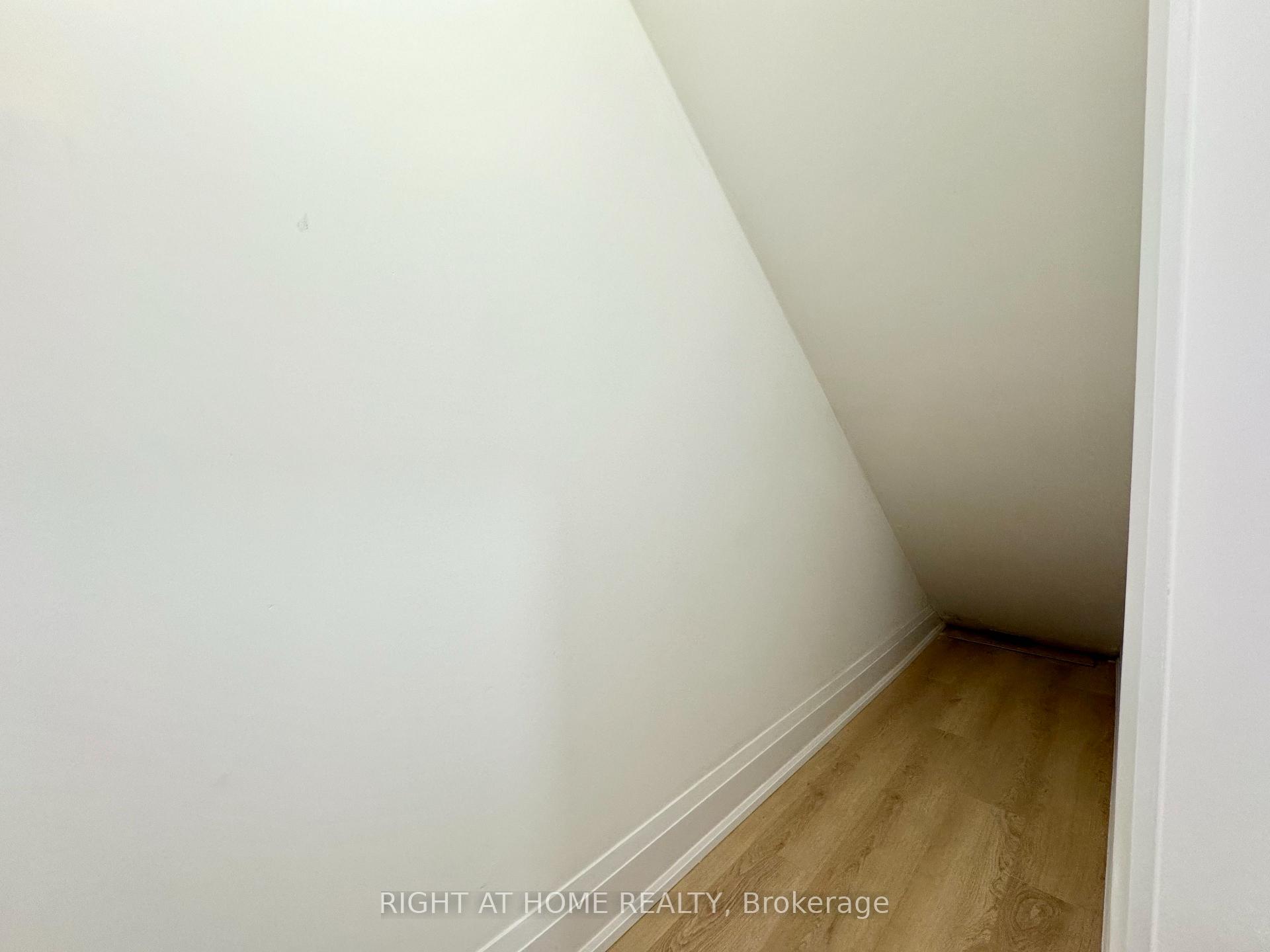 Photo 13 of Unit #2, 151 Gledhill Avenue, Toronto, Woodbine-Lumsden — HOMEH