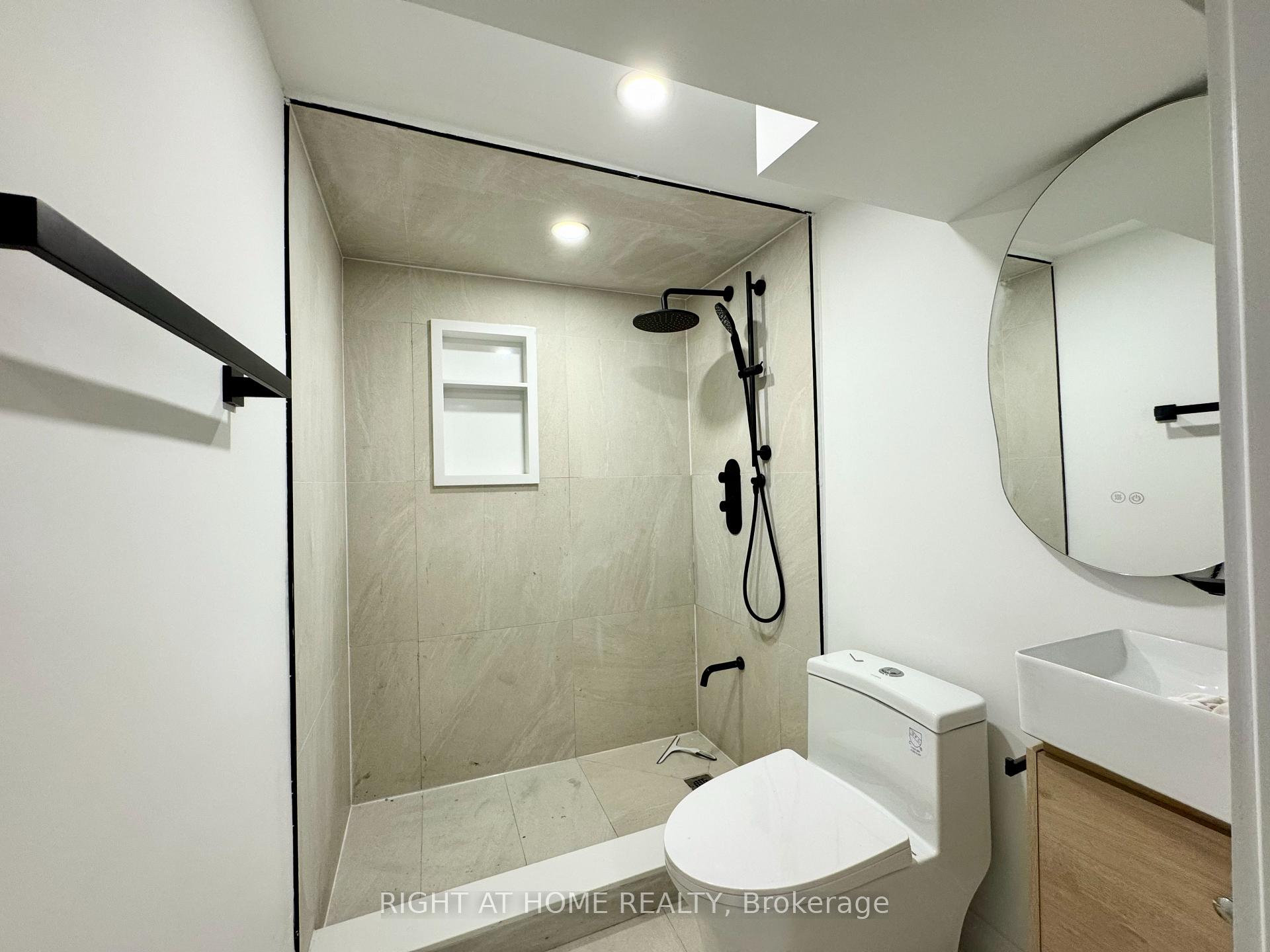 Photo 5 of Unit #1, 151 Gledhill Avenue, Toronto, Woodbine-Lumsden — HOMEH