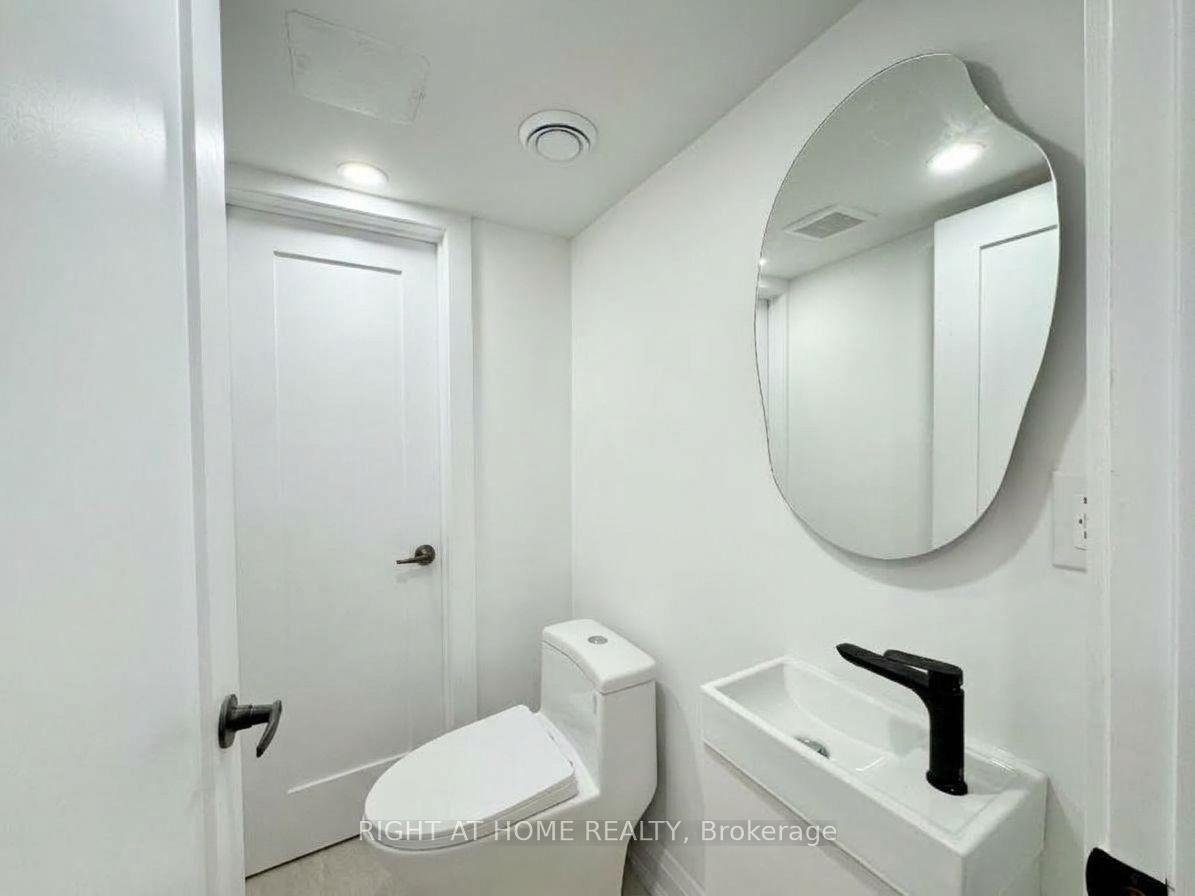 Photo 6 of Unit #1, 151 Gledhill Avenue, Toronto, Woodbine-Lumsden — HOMEH