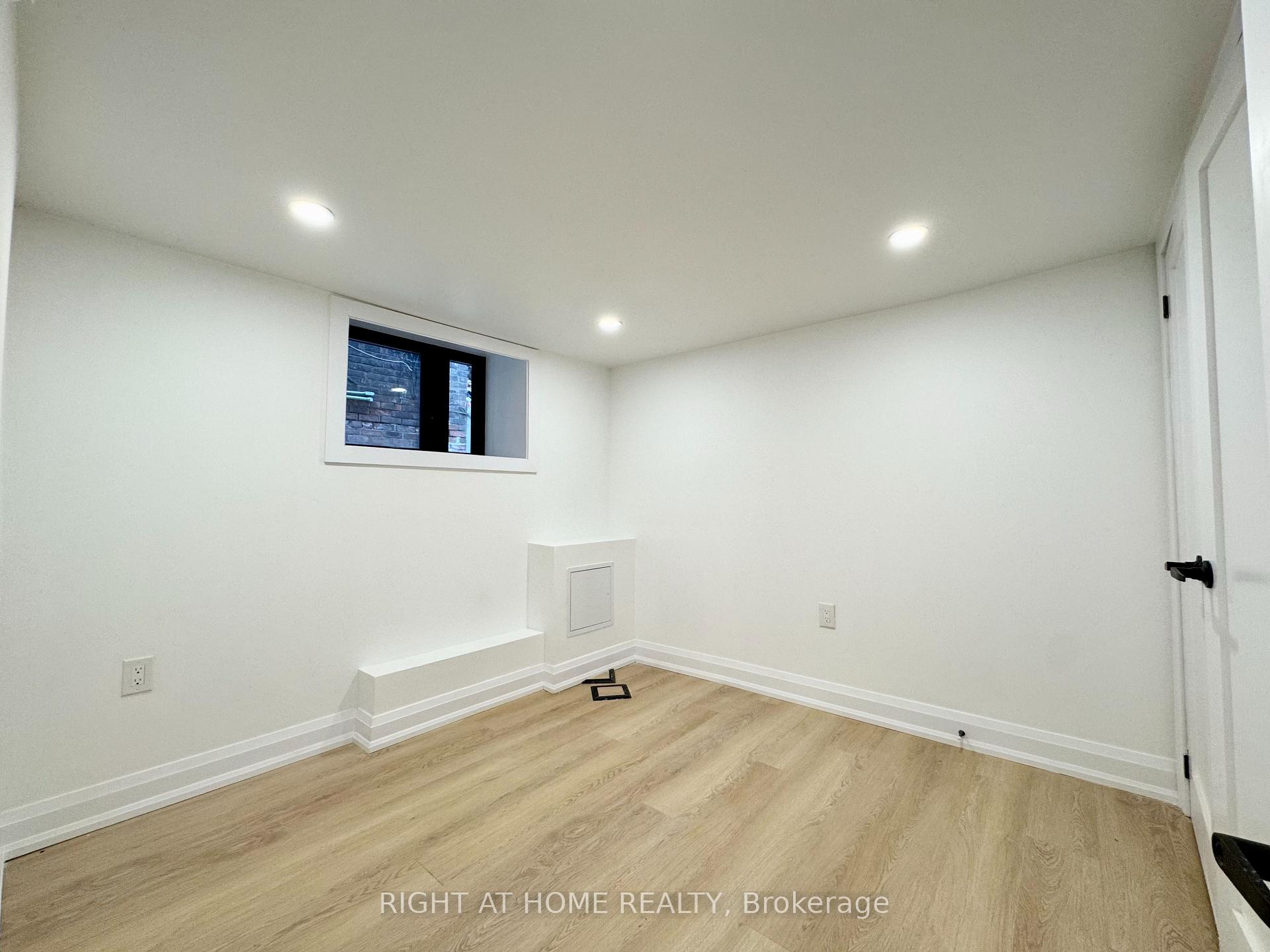 Photo 11 of Unit #1, 151 Gledhill Avenue, Toronto, Woodbine-Lumsden — HOMEH
