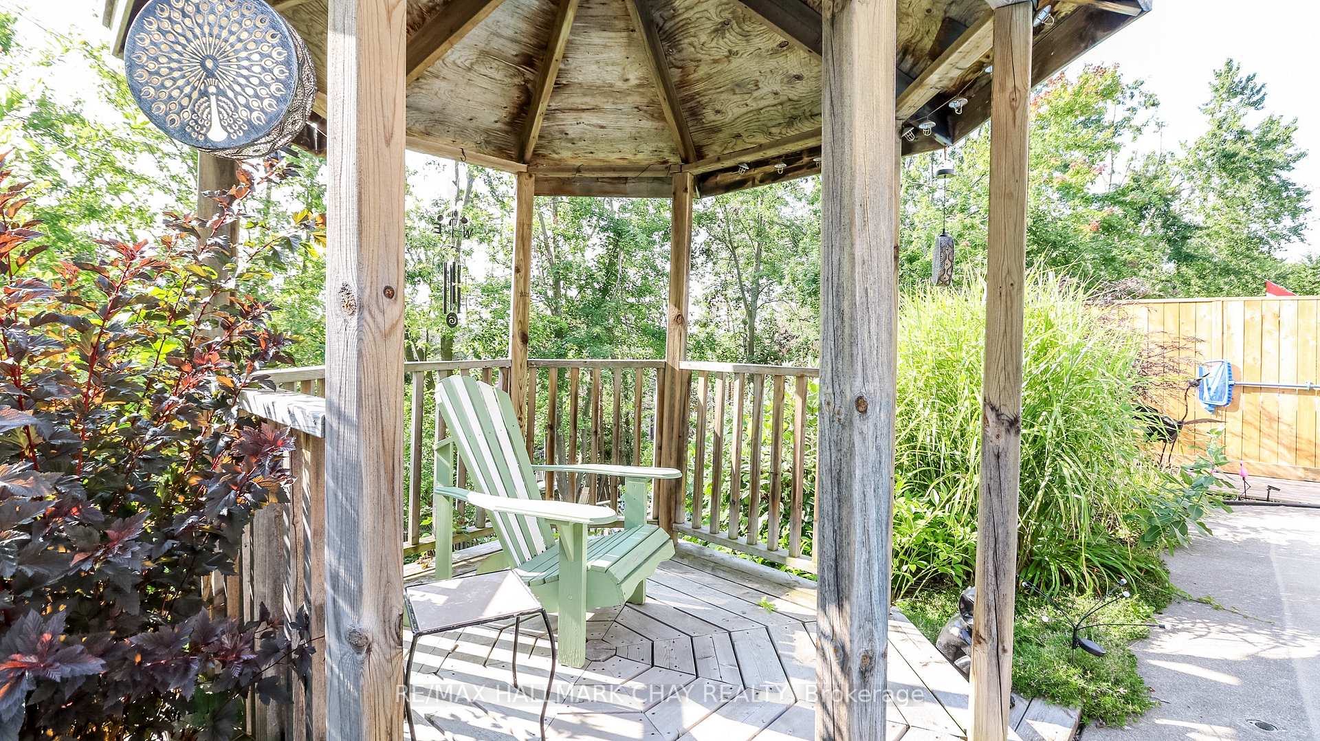 Photo 38 of 79 Browning Trail, Barrie, Letitia Heights — HOMEH
