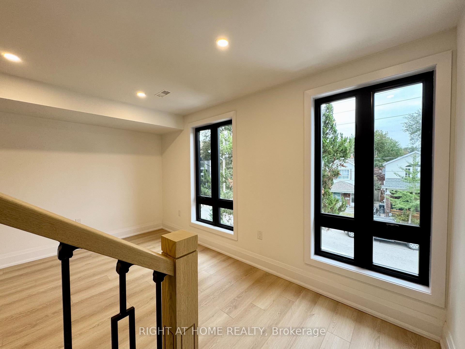 Photo 9 of Unit #3, 151 Gledhill Avenue, Toronto, Woodbine-Lumsden — HOMEH
