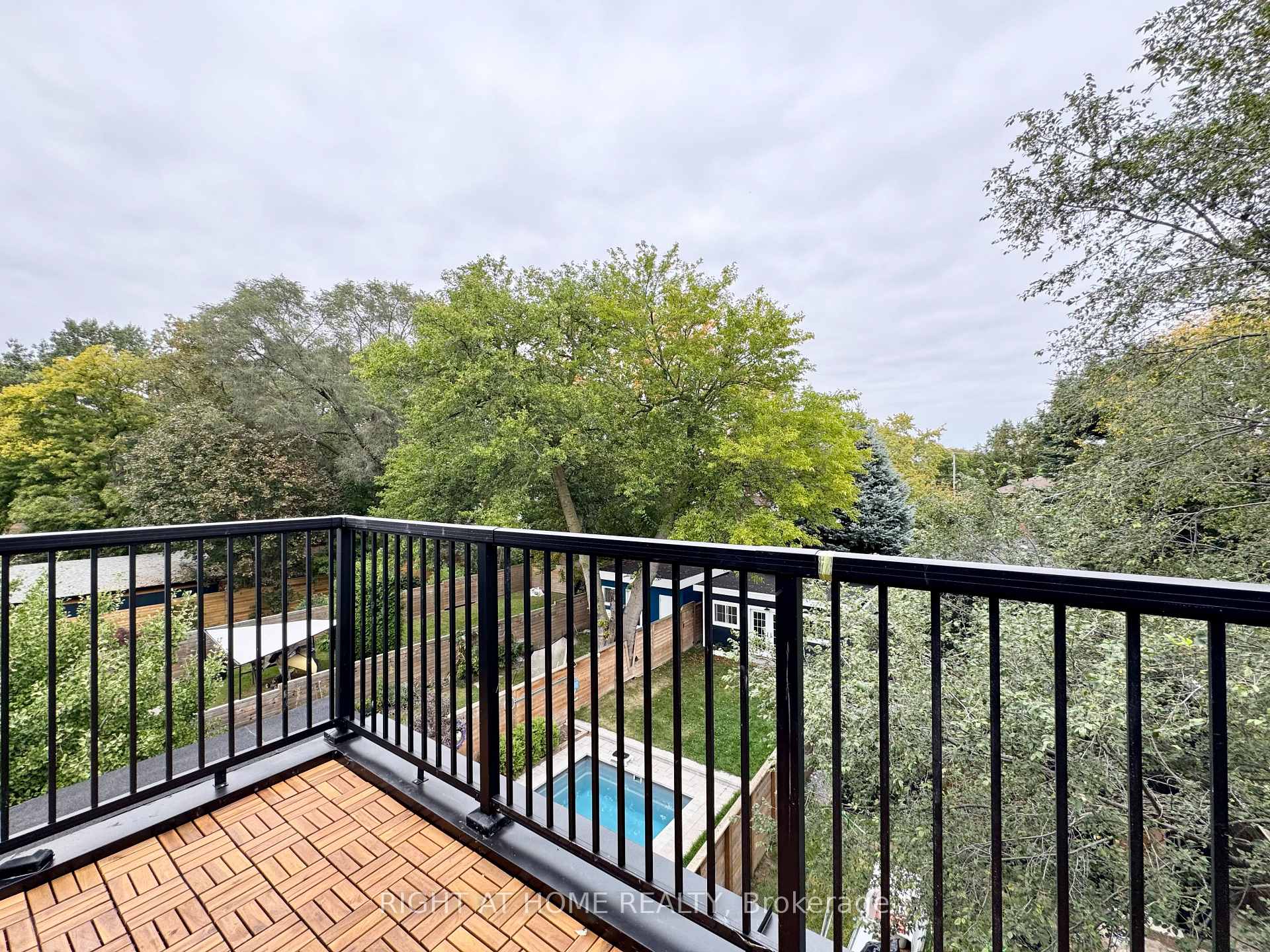 Photo 35 of Unit #4, 151 Gledhill Avenue, Toronto, Woodbine-Lumsden — HOMEH